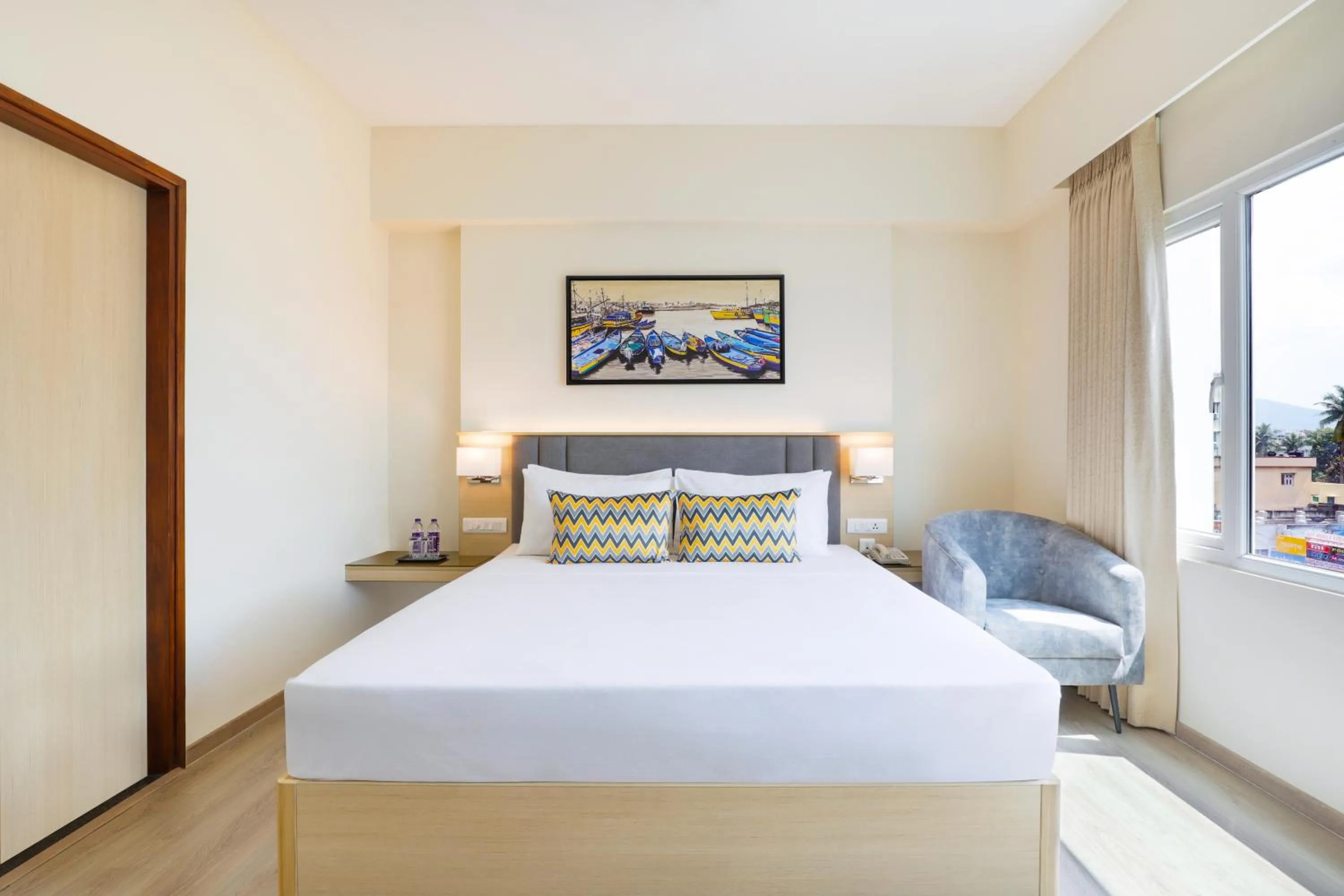 Bedroom, Bed in Keys Lite By Lemon Tree Hotels Sreekanya