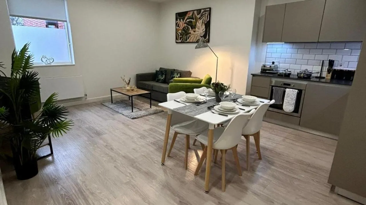 Other in Luxury 1-Bed Town Centre Platform South Stevenage