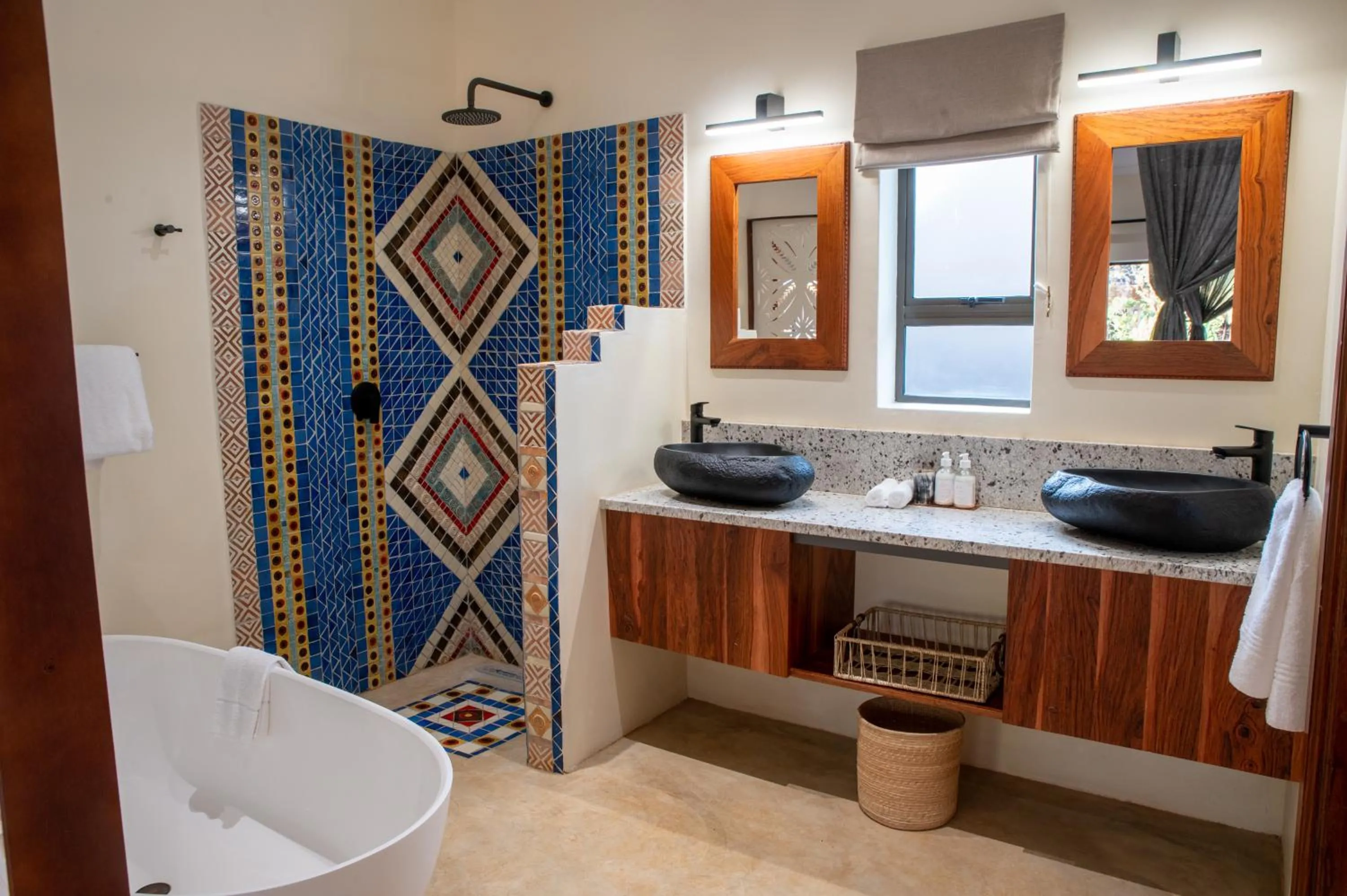 Shower in Shongwe Oasis