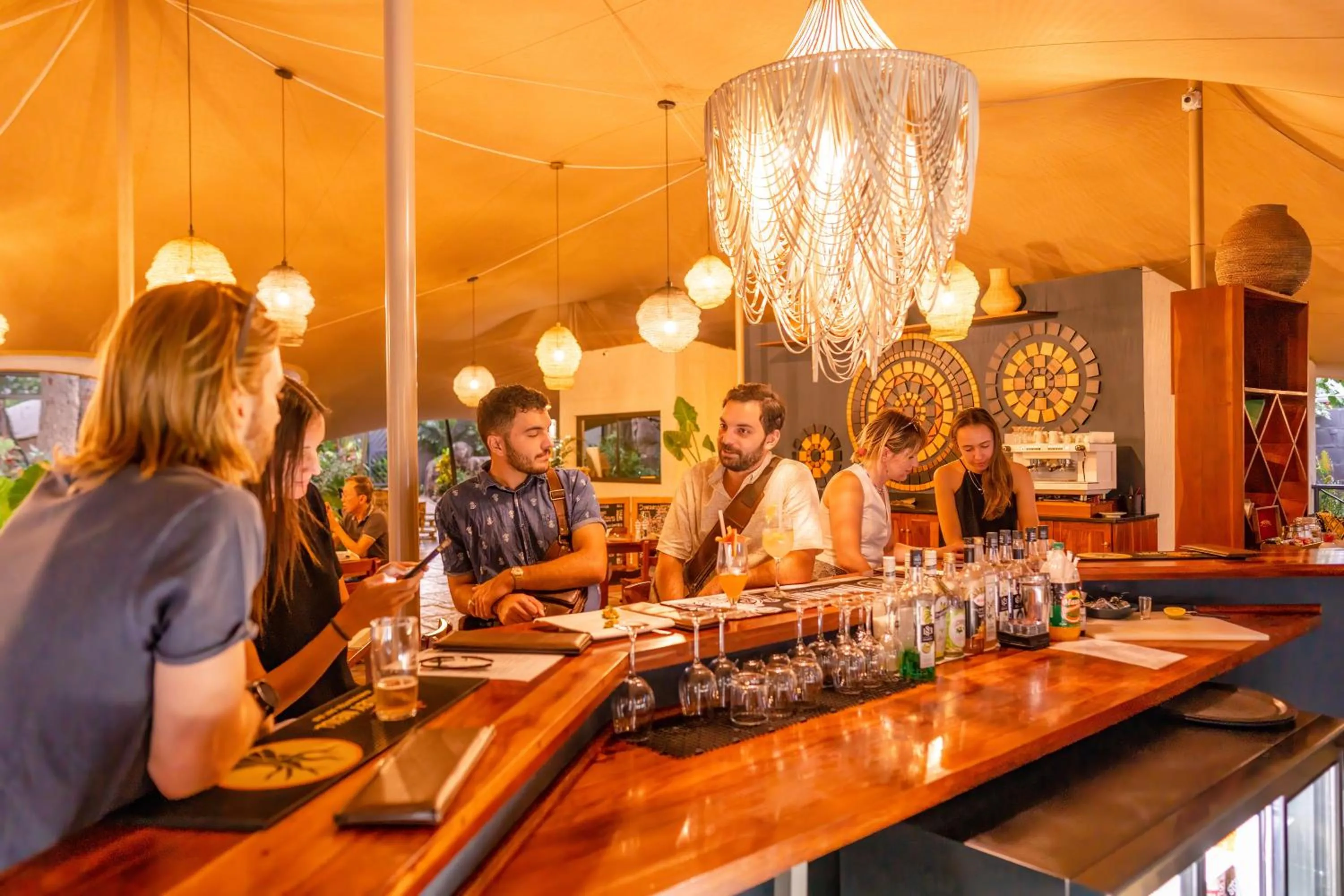 Restaurant/places to eat in Shongwe Oasis