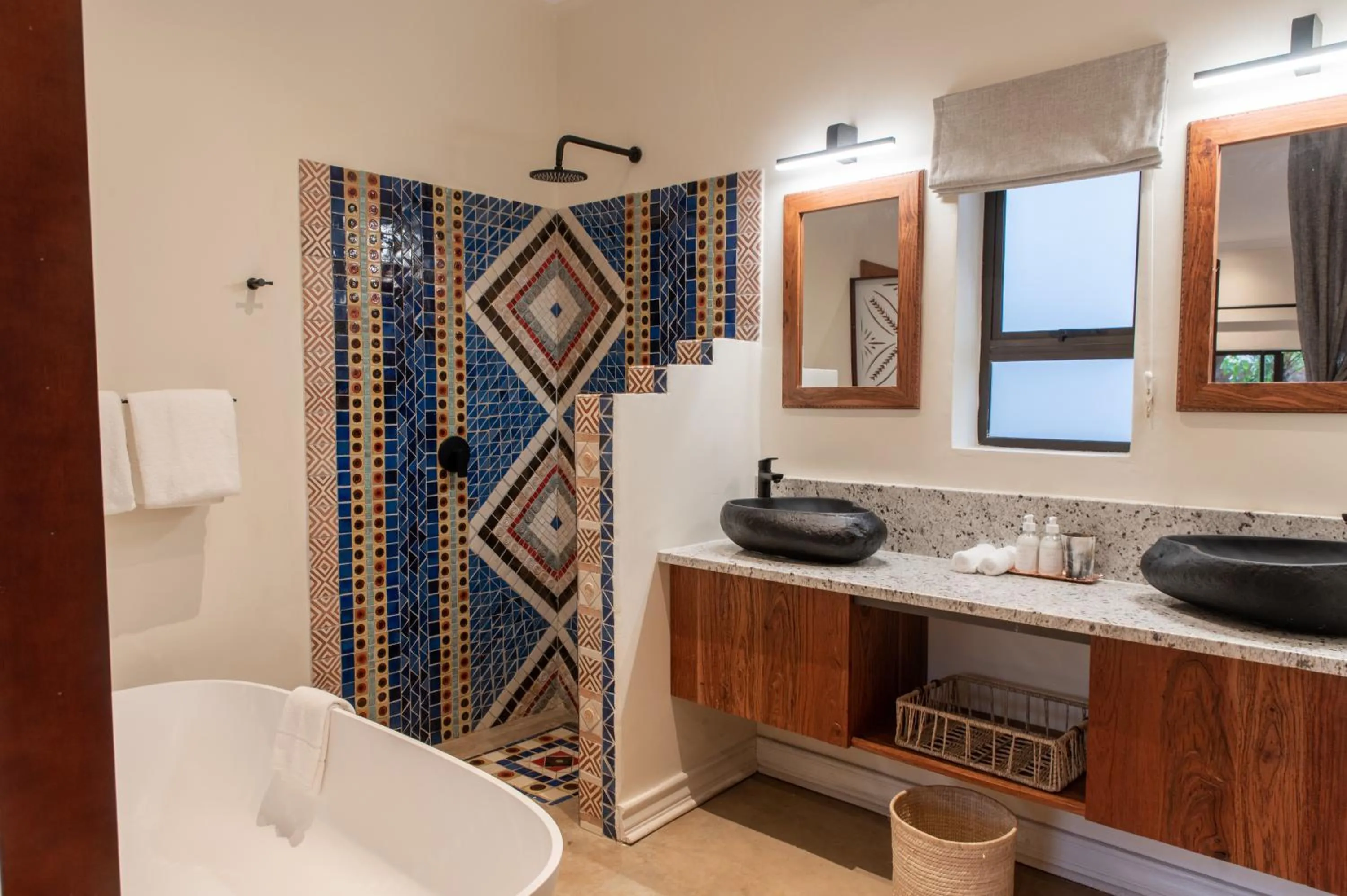 Shower in Shongwe Oasis