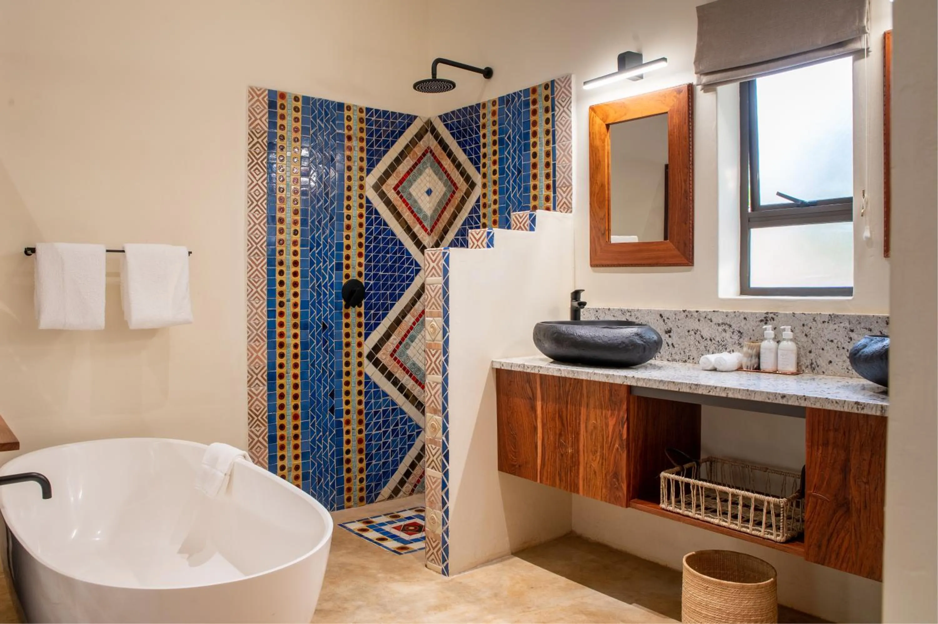 Shower in Shongwe Oasis