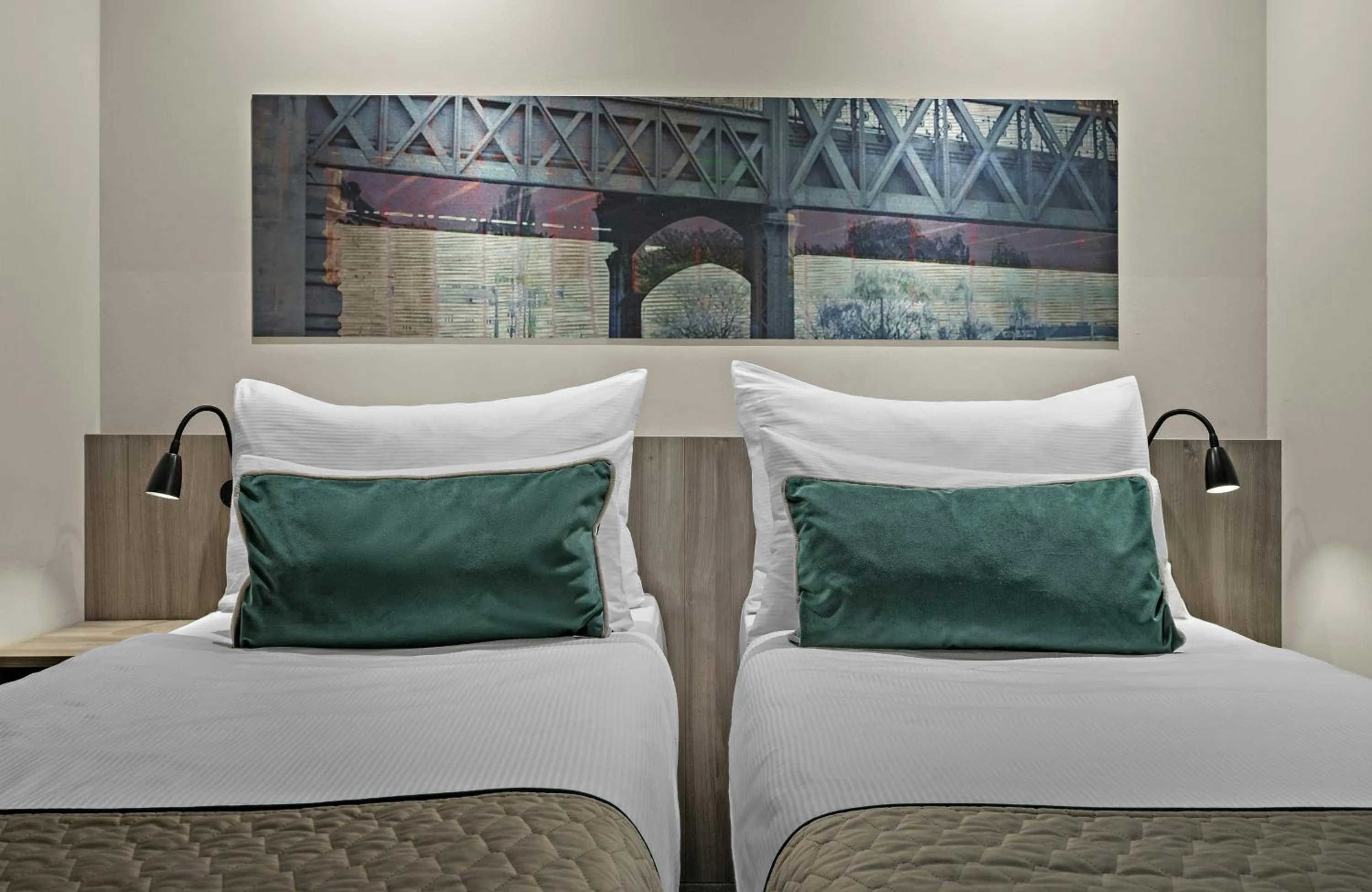 Photo of the whole room, Bed in Leonardo Hotel Vienna City West