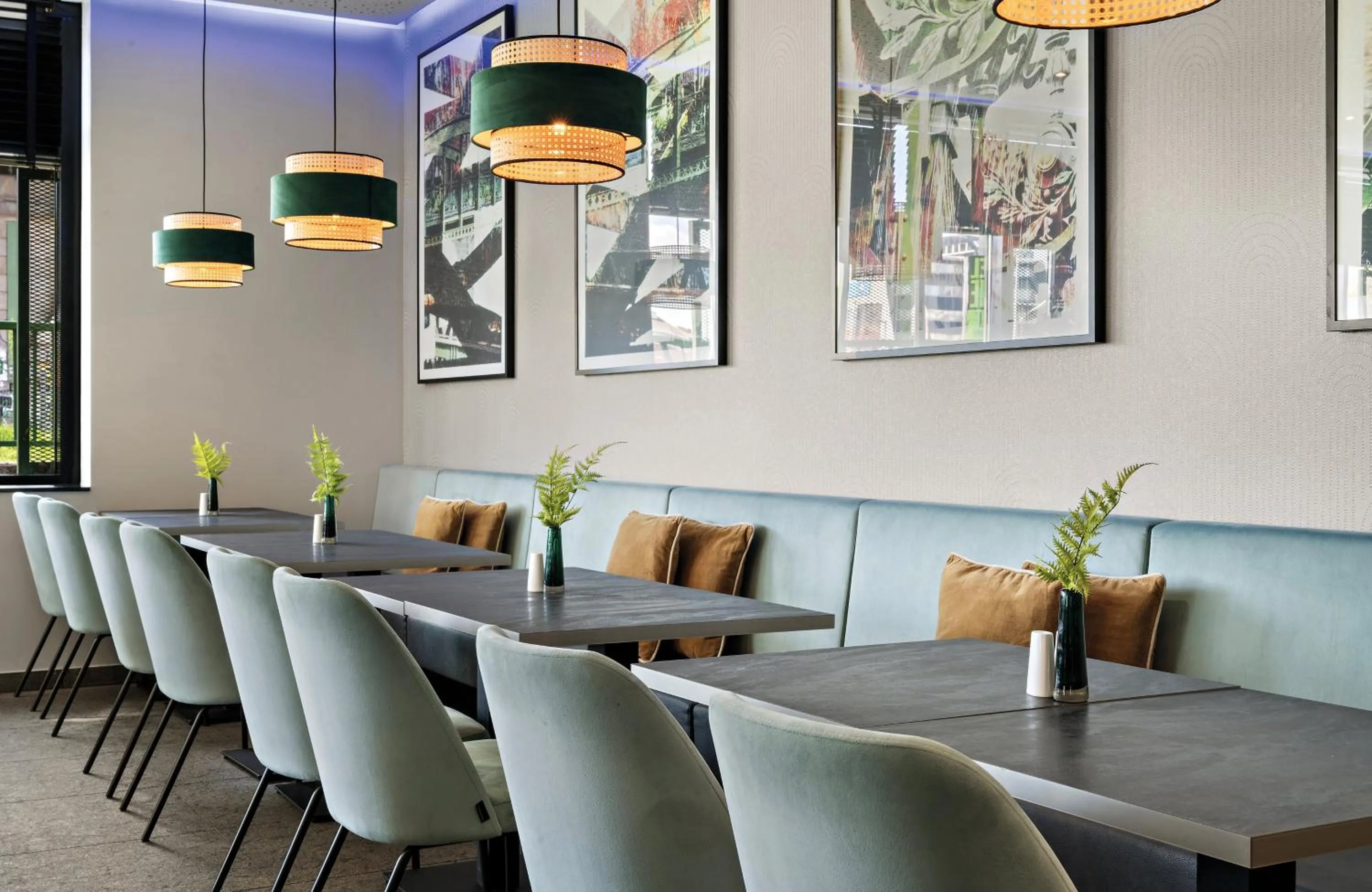 Breakfast in Leonardo Hotel Vienna City West