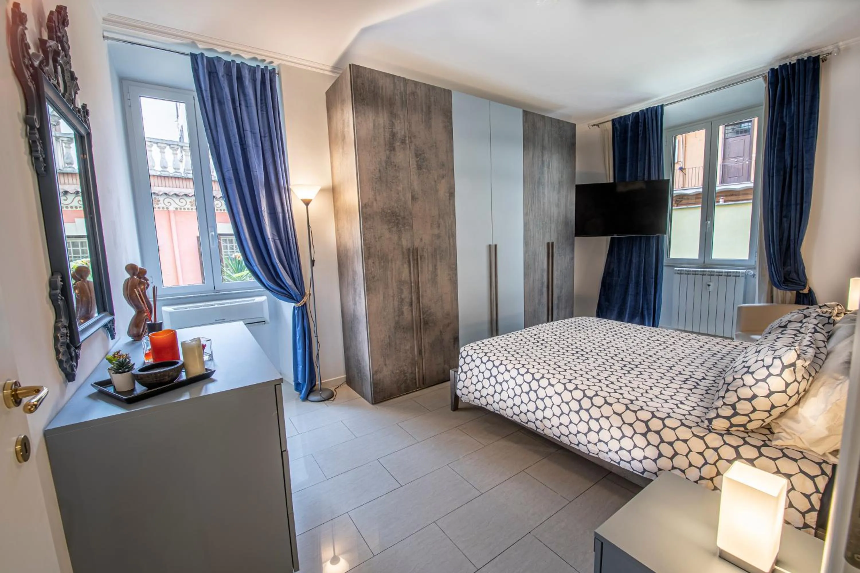Bed in Refuge on Piazza re di Roma -Holiday Home