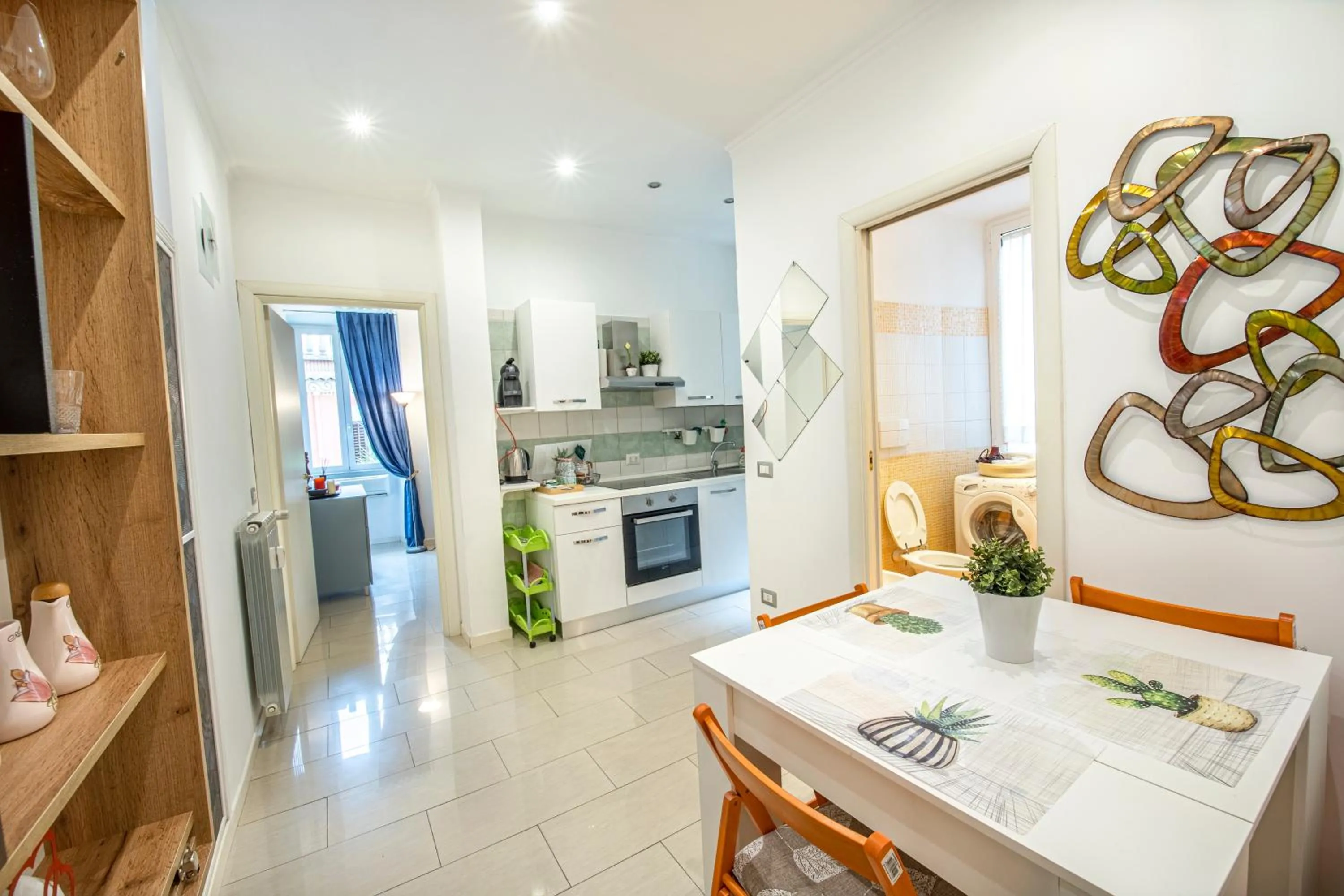 Kitchen or kitchenette in Refuge on Piazza re di Roma -Holiday Home