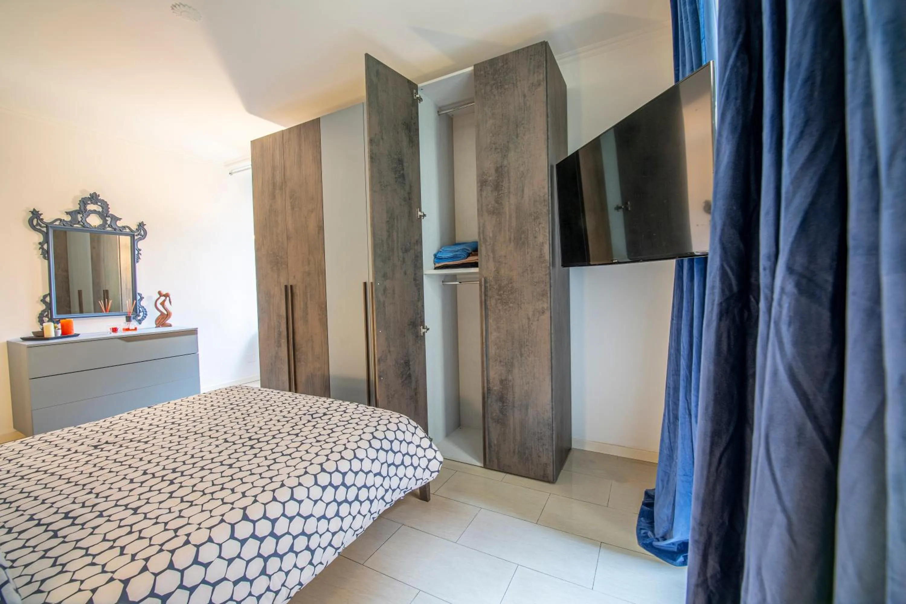 Bed in Refuge on Piazza re di Roma -Holiday Home