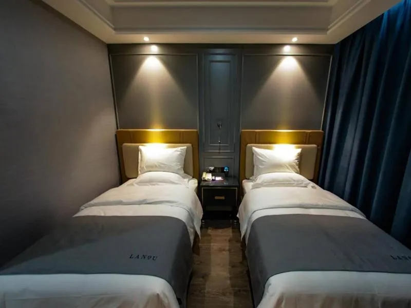 Bed in LanOu Hotel Ningyang Qixian Road Yizhong