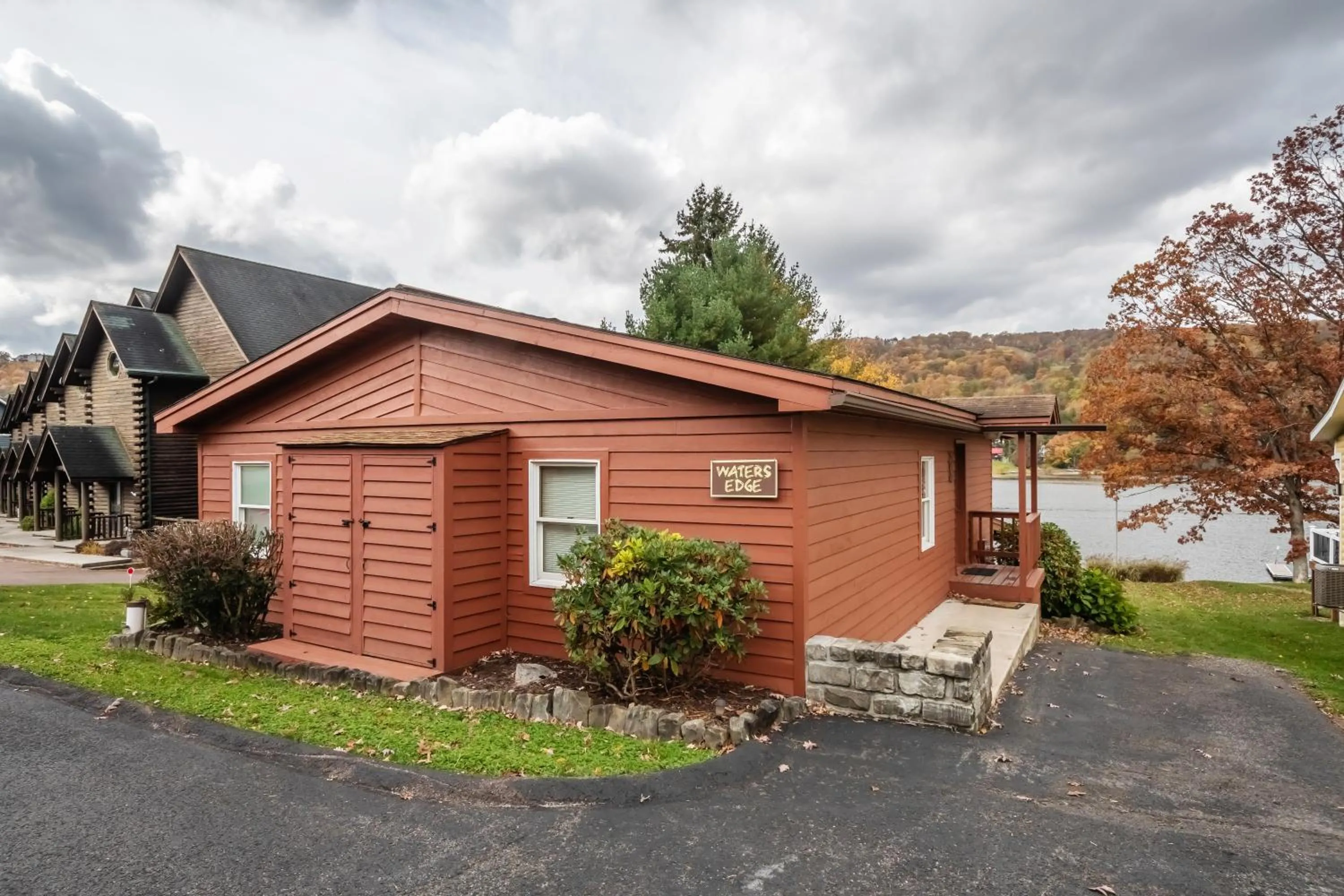 Property building in Waters Edge