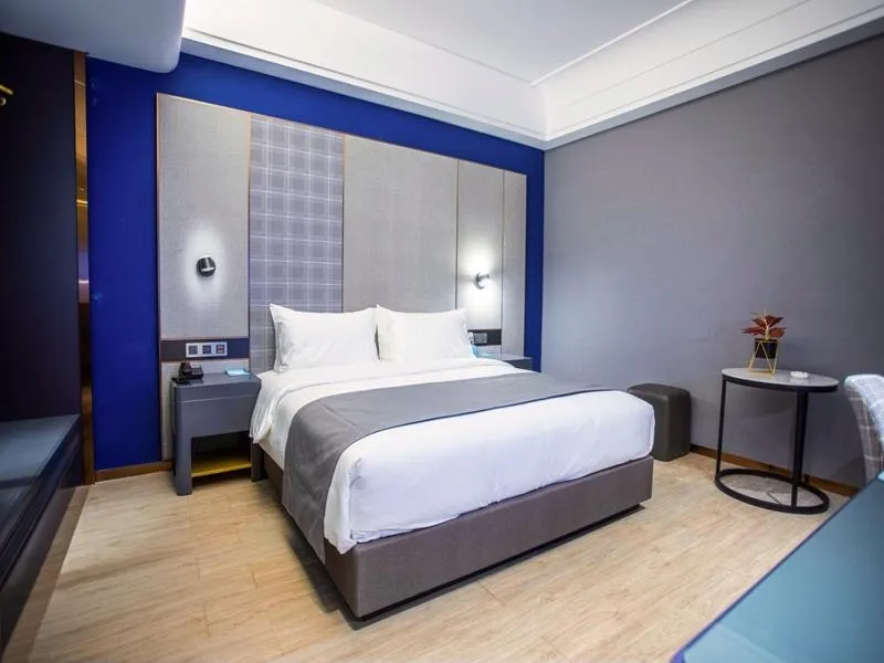 LanOu Hotel Jingzhou East Gate of Ancient City Wanda Plaza