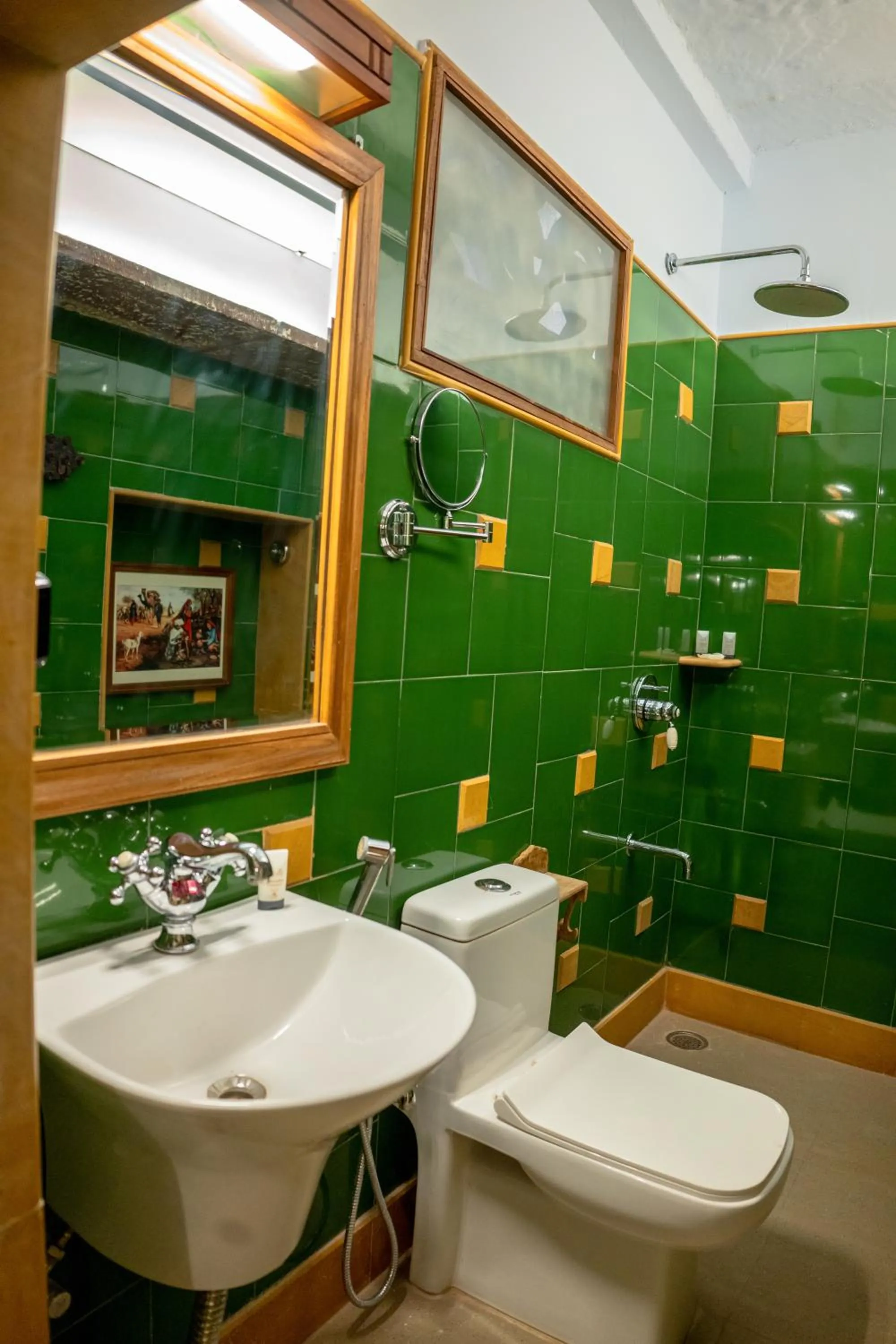 Bathroom in Amritara Manak Haveli, Jodhpur