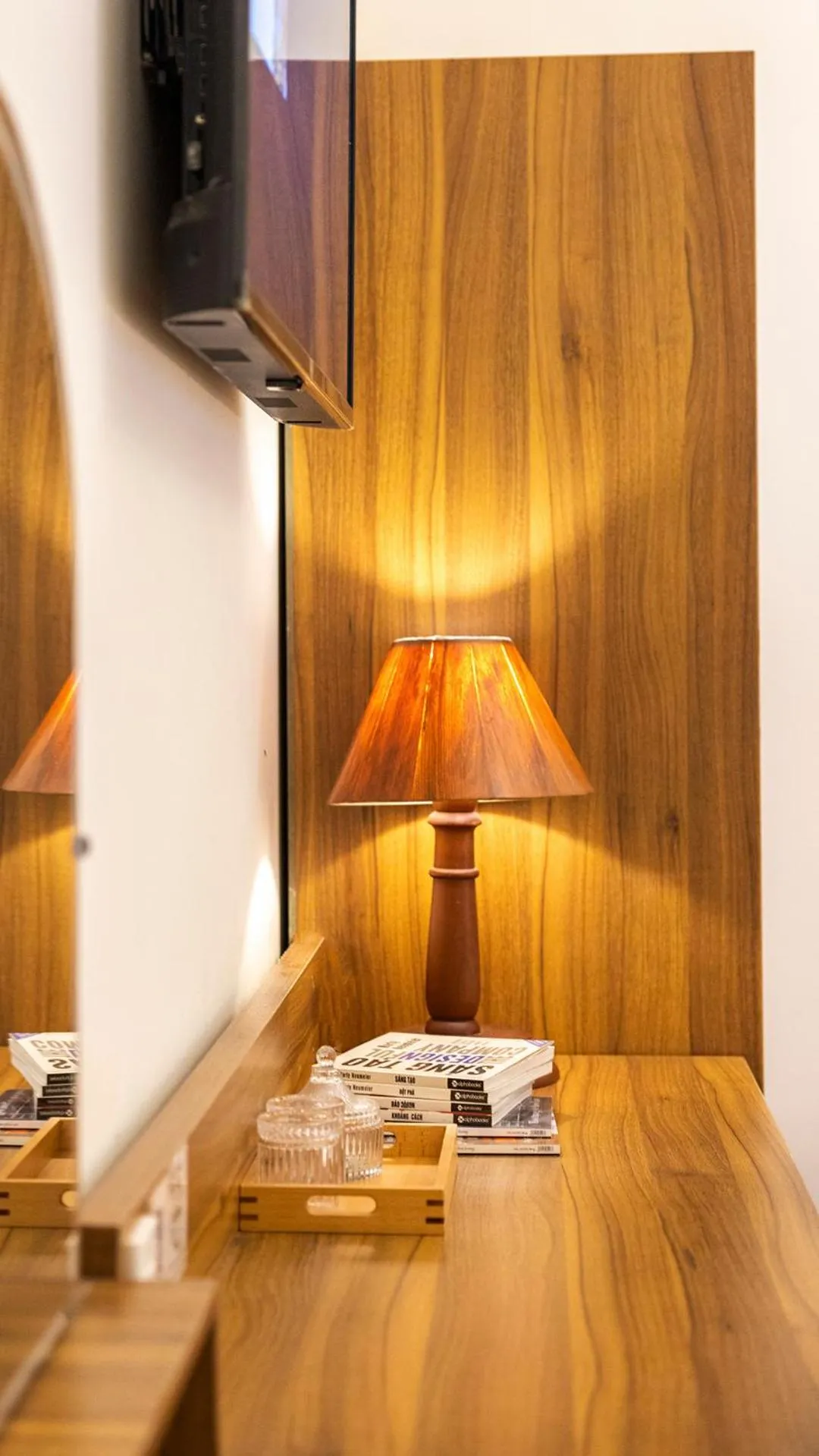 wardrobe in Le Gia Hotel