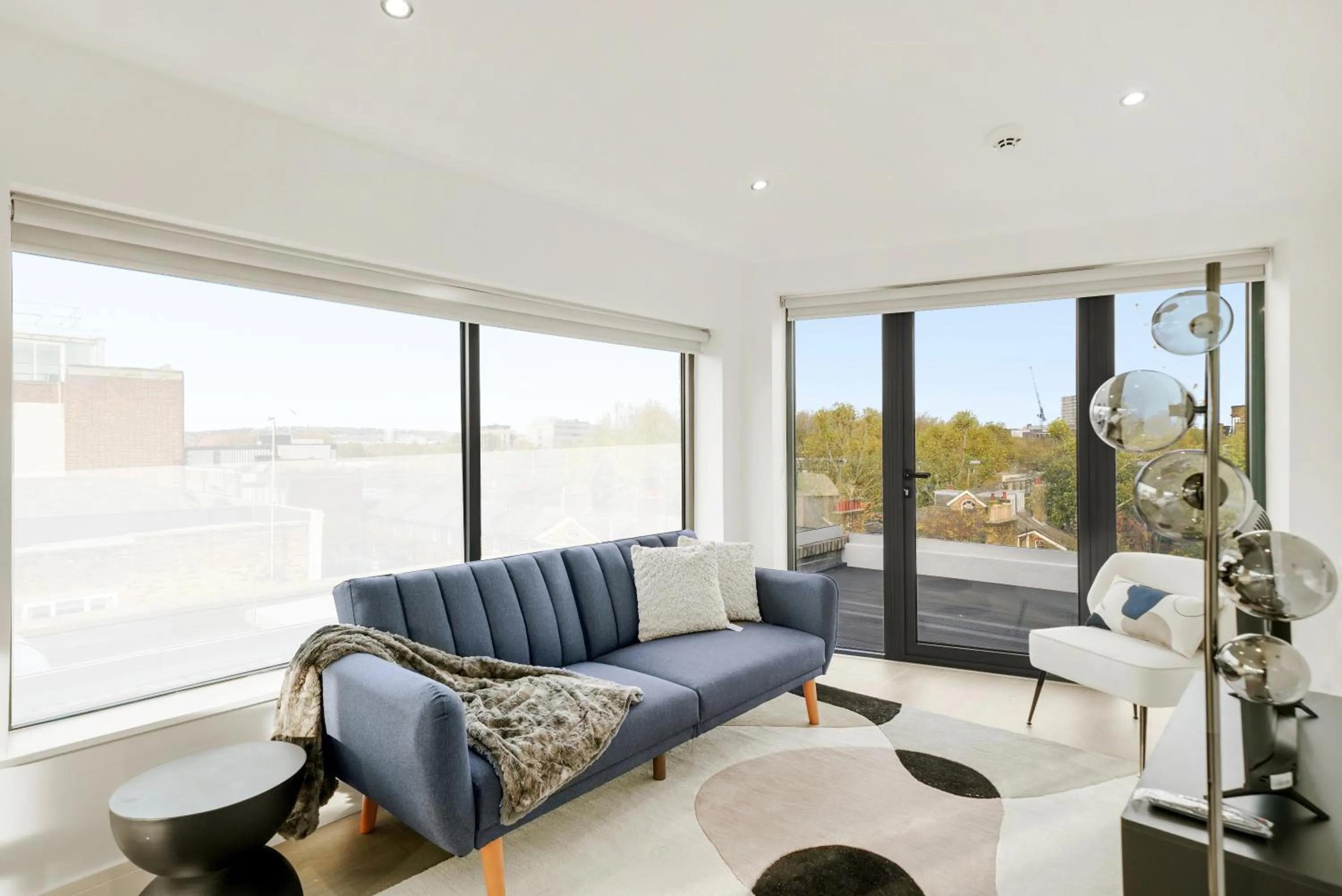 Living room in Executive 1 & 2 Bed Apartments in heart of London FREE WIFI by City Stay Aparts London