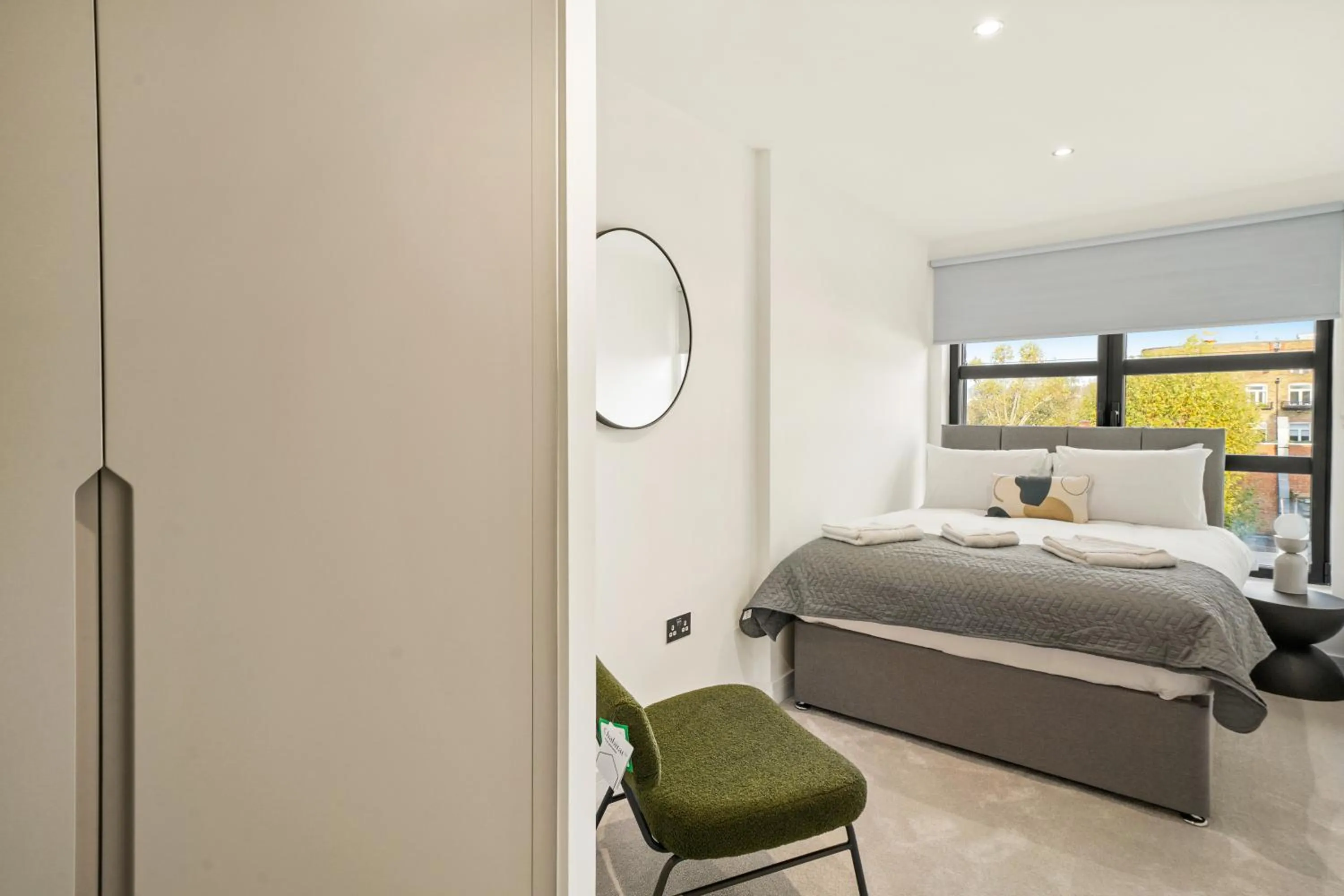 Bedroom, Bed in Executive 1 & 2 Bed Apartments in heart of London FREE WIFI by City Stay Aparts London