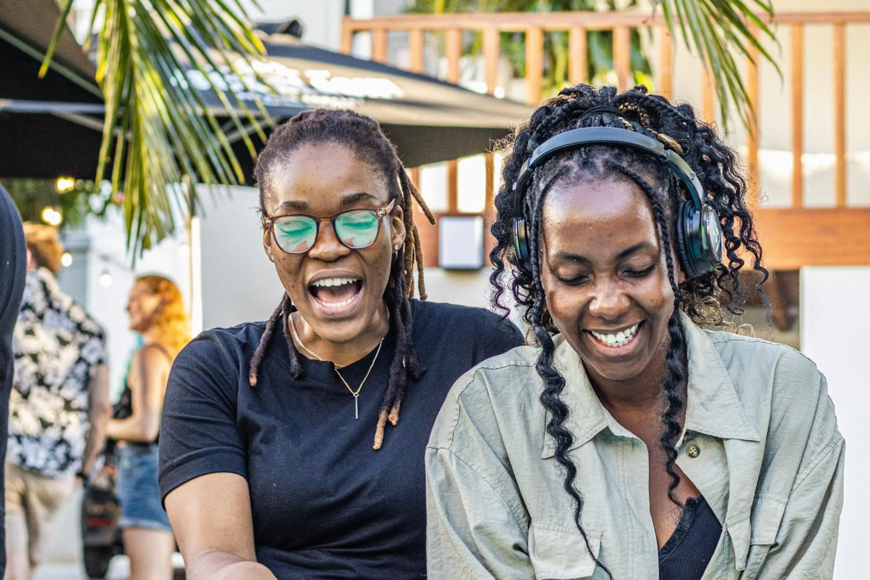 People in Neighbourgood Hill