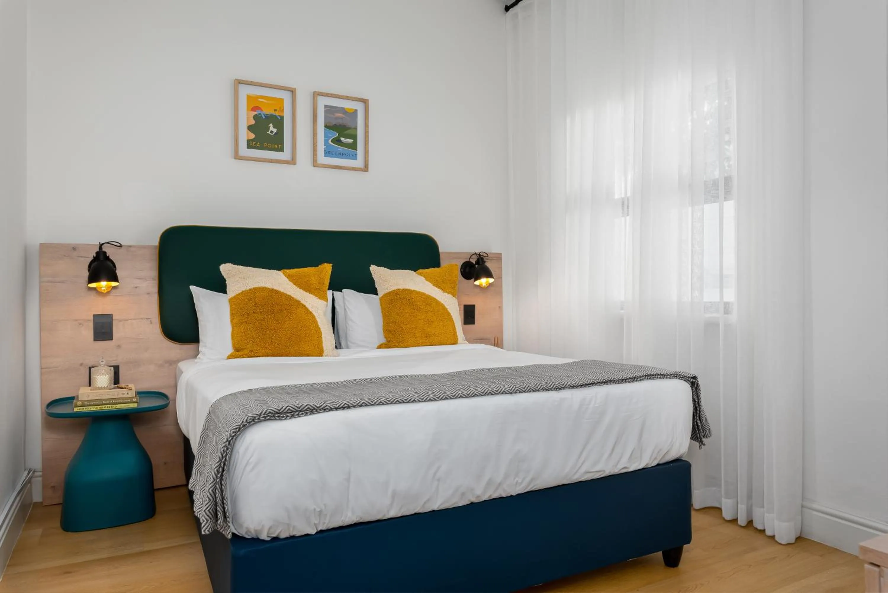 Bed in Neighbourgood Hill