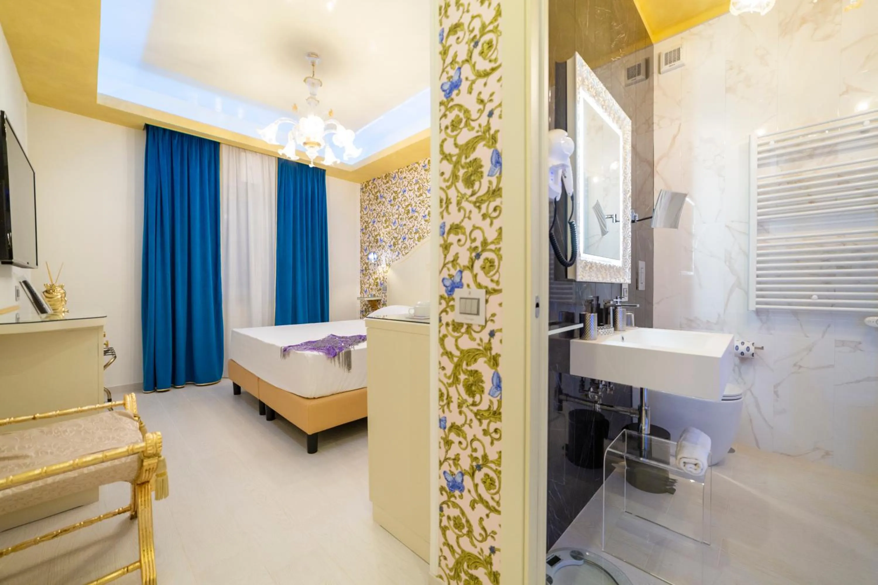 Bathroom in Leucosya Luxury Rooms