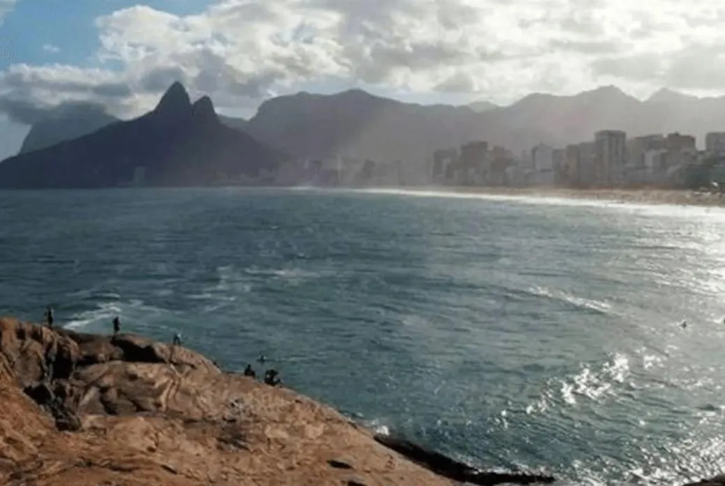 Sea view in Flat Praia de Copacabana Ipanema - Pé na Areia