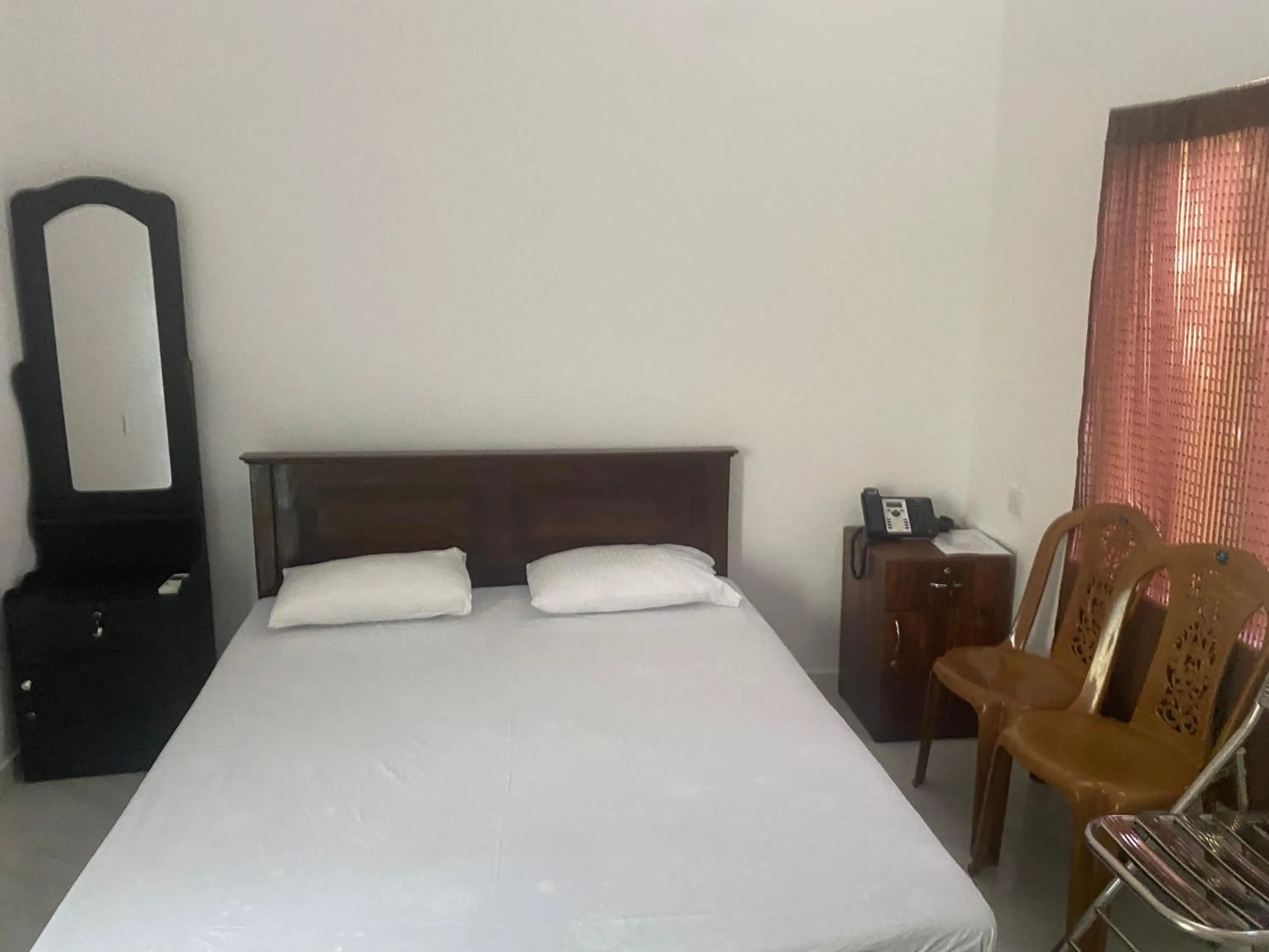 Bed in Savenndra Resorts