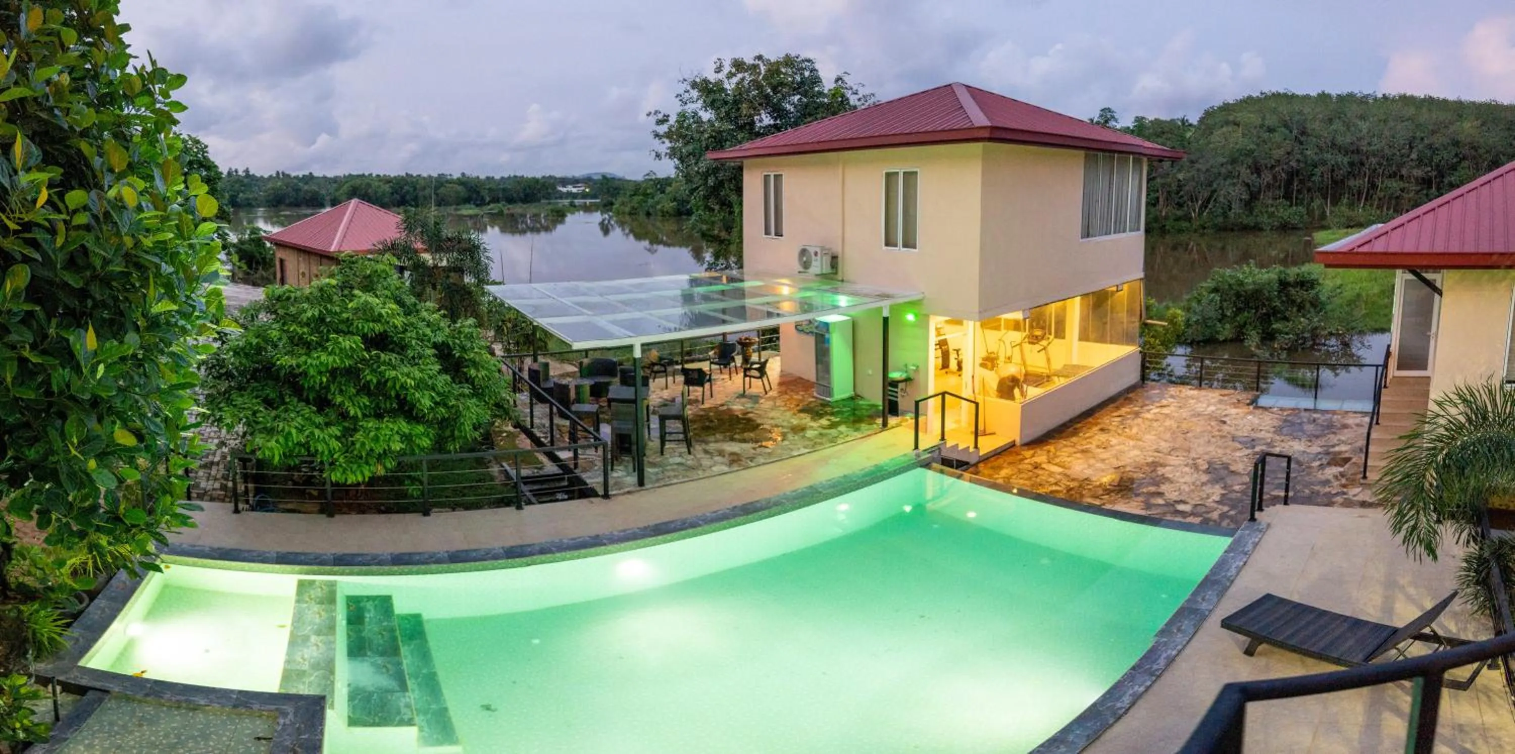 Fishing in Savenndra Resorts