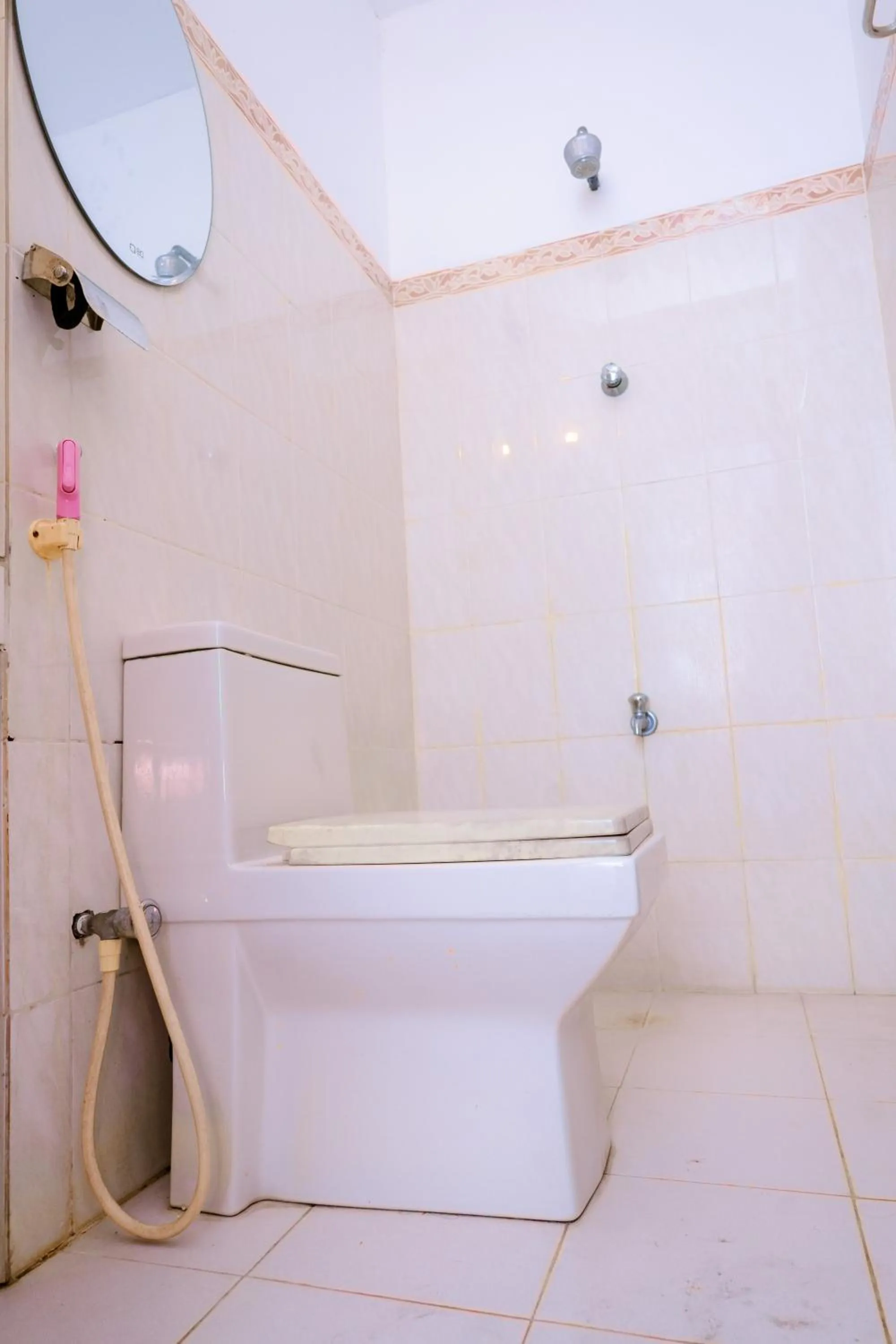 Shower in Savenndra Resorts