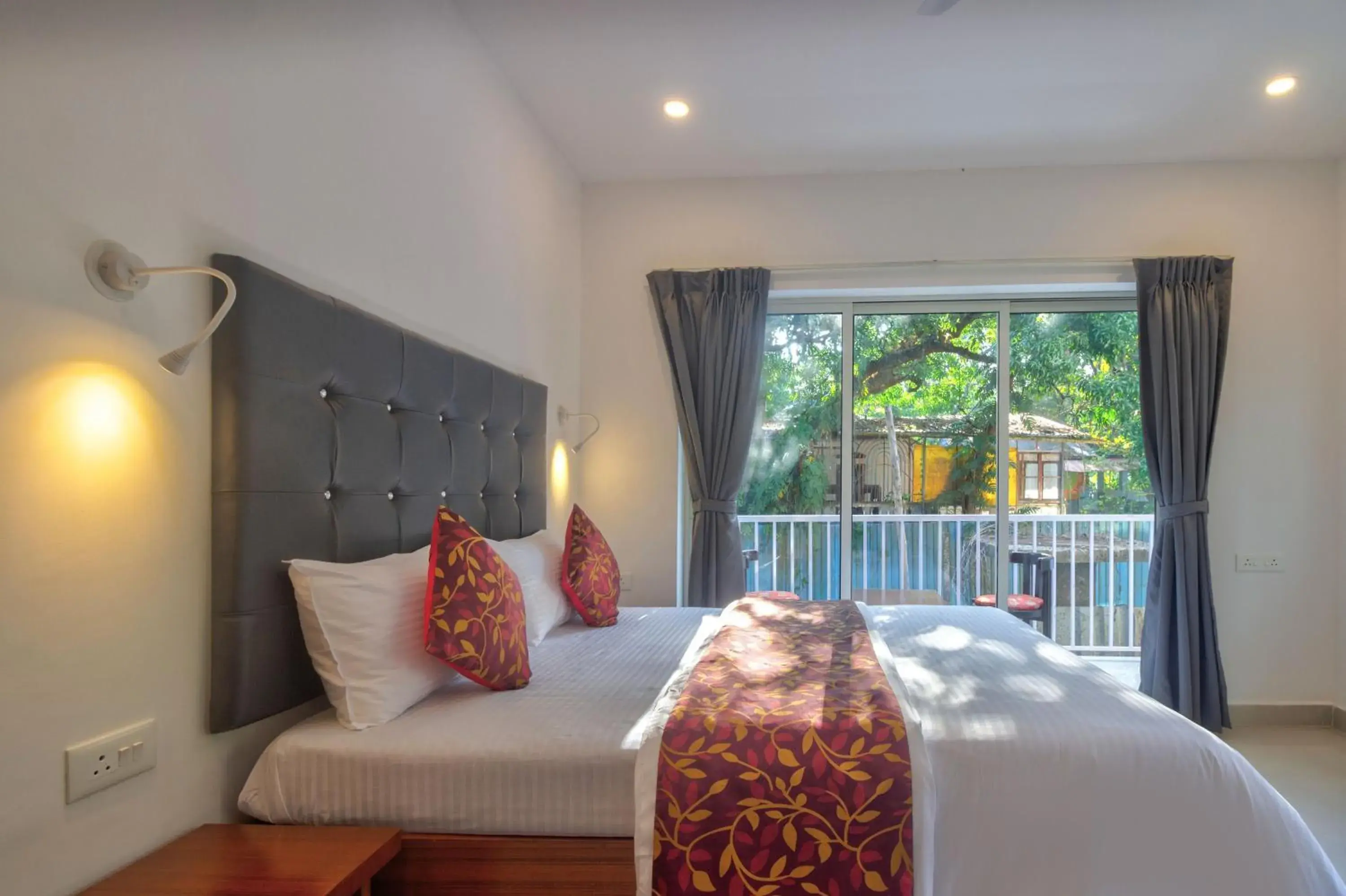 Amazing 2BHK Apartment Near Baga Beach Amazing 2BHK Apartment Near Baga Beach