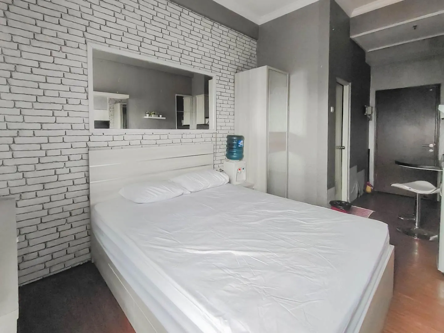 Bedroom, Bed in RedLiving Apartemen The Suites Metro - King Property Tower C