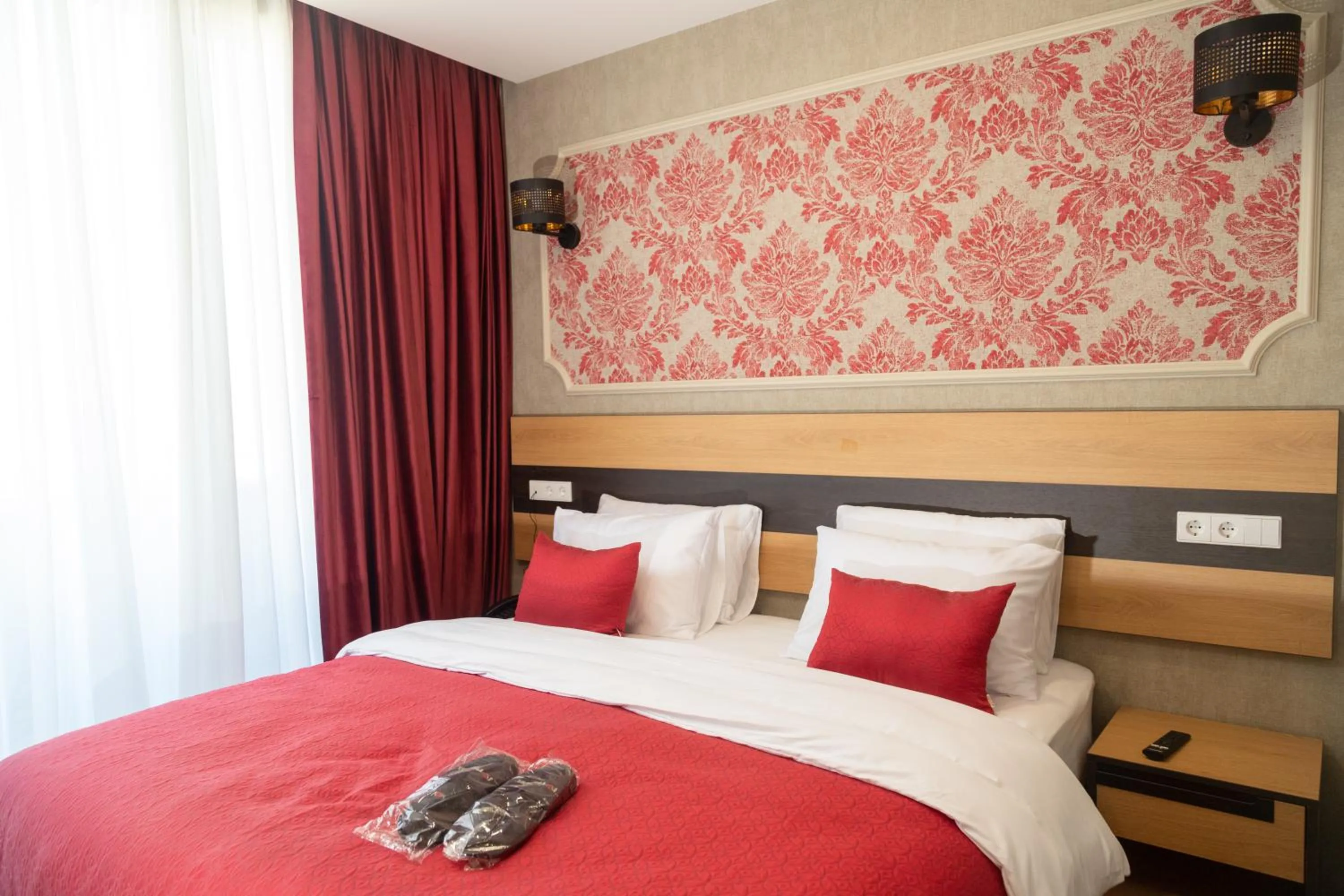 Photo of the whole room, Bed in Hotel Solum Roof Top