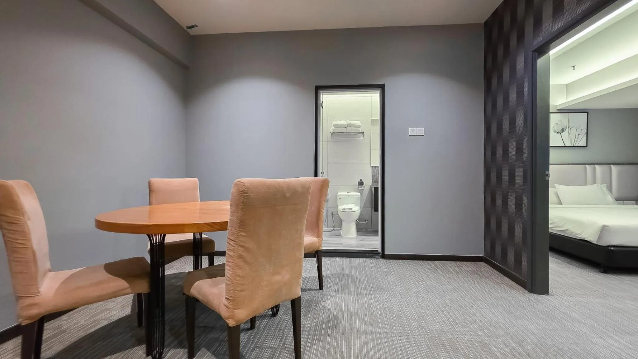 Living room, Bed in Fives Hotel DNP