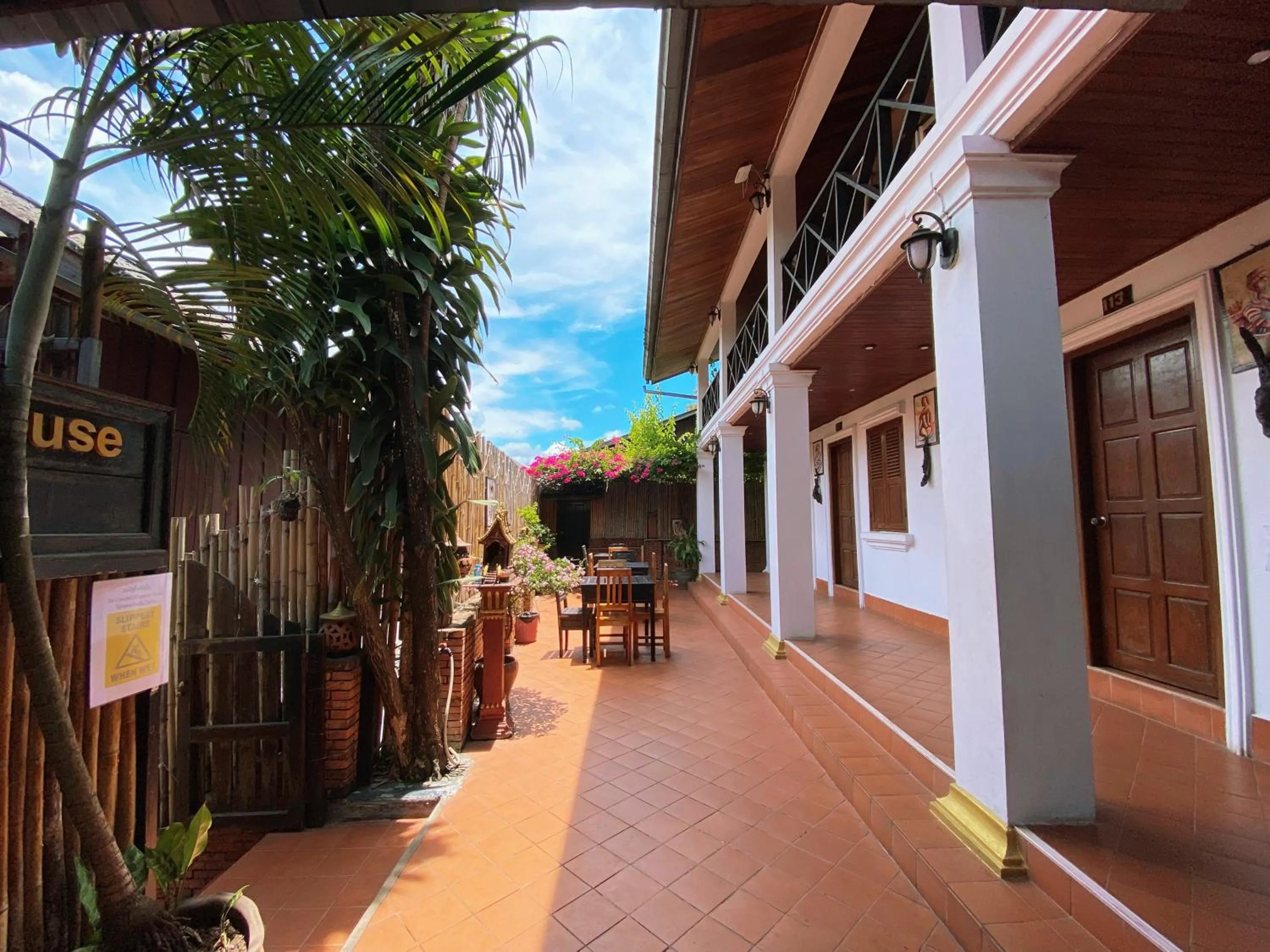 Mekong Chidlatda Villa