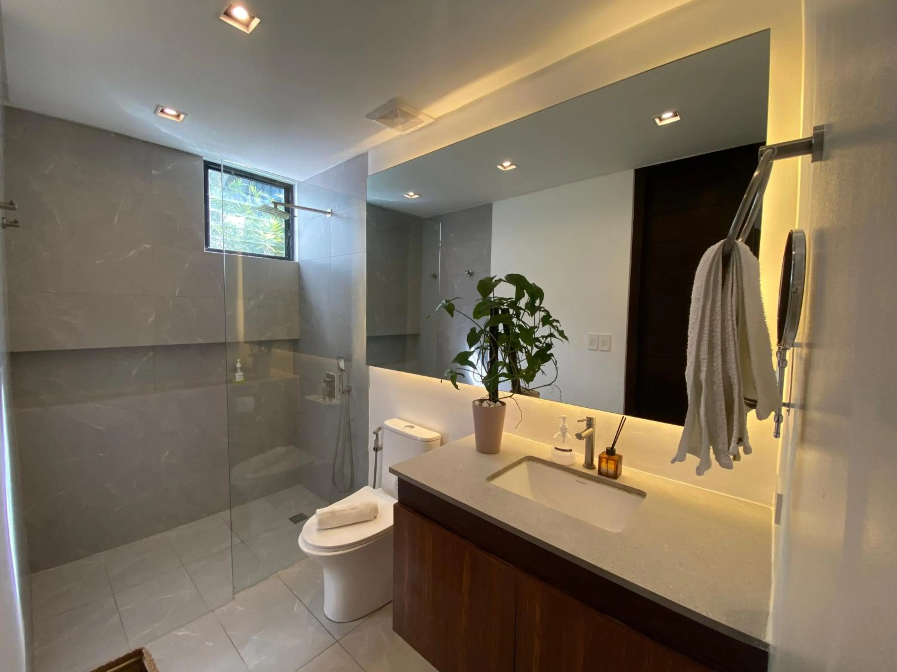 Shower in Amila Dive Beach Resort