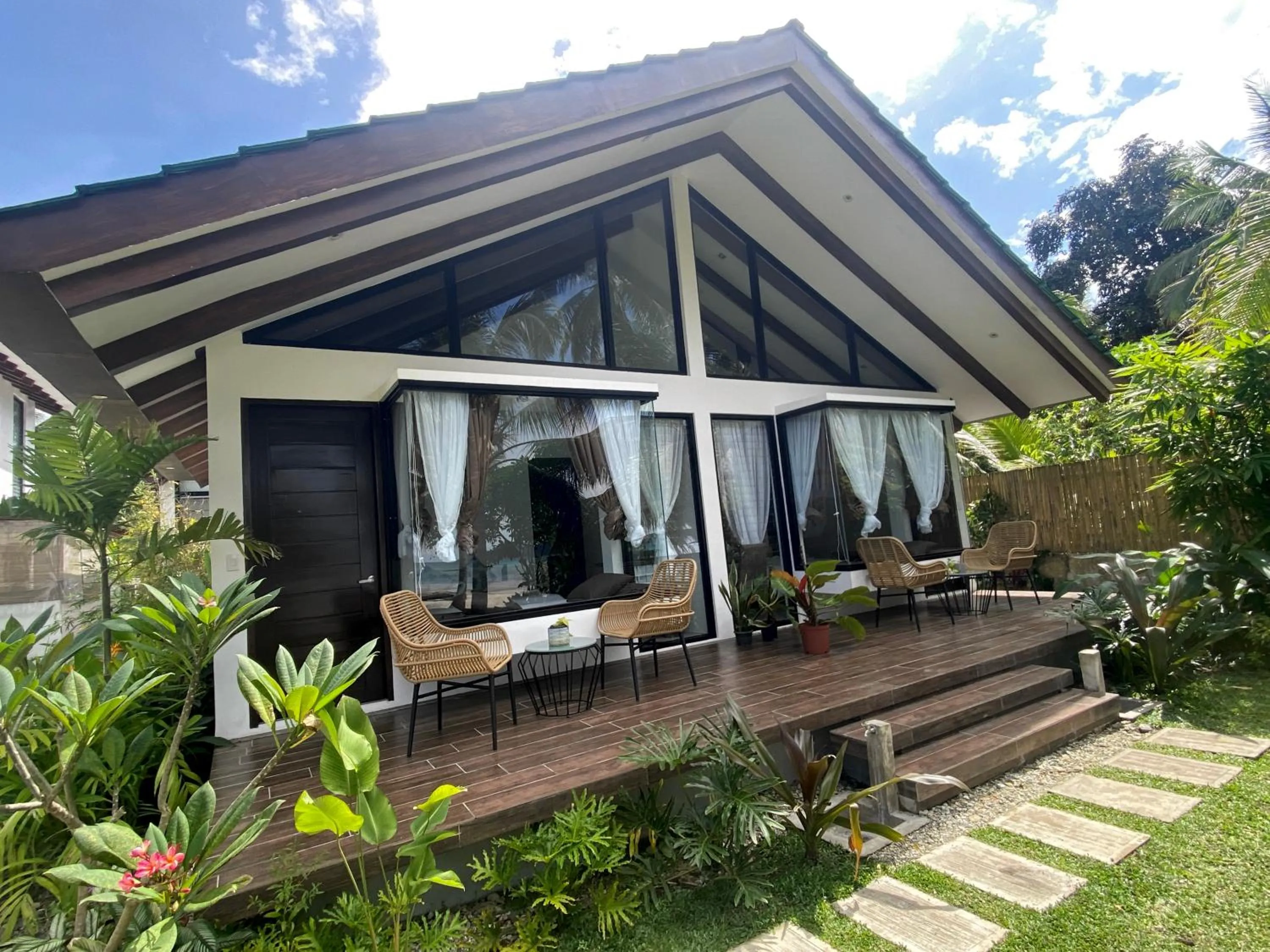 Property building in Amila Dive Beach Resort