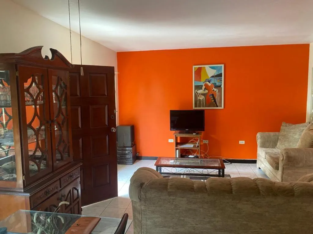 Communal lounge/ TV room in Finest Accommodation Renfrew Place 1 Bedroom Apt # 42 New Kgn 4--12 Renfrew Rd