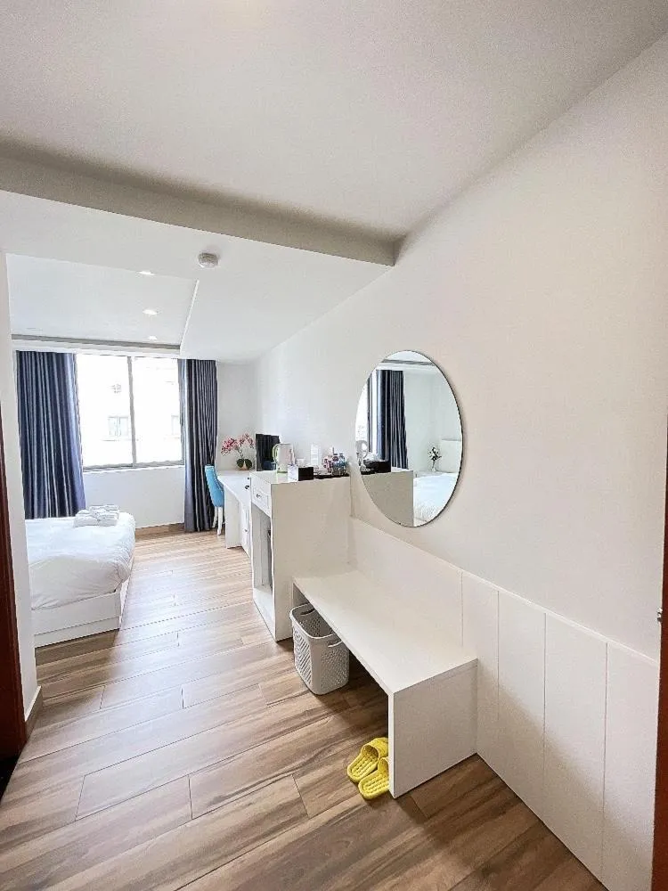 Bed in BALLANTINE HOTEL Phu My Hung- SECC