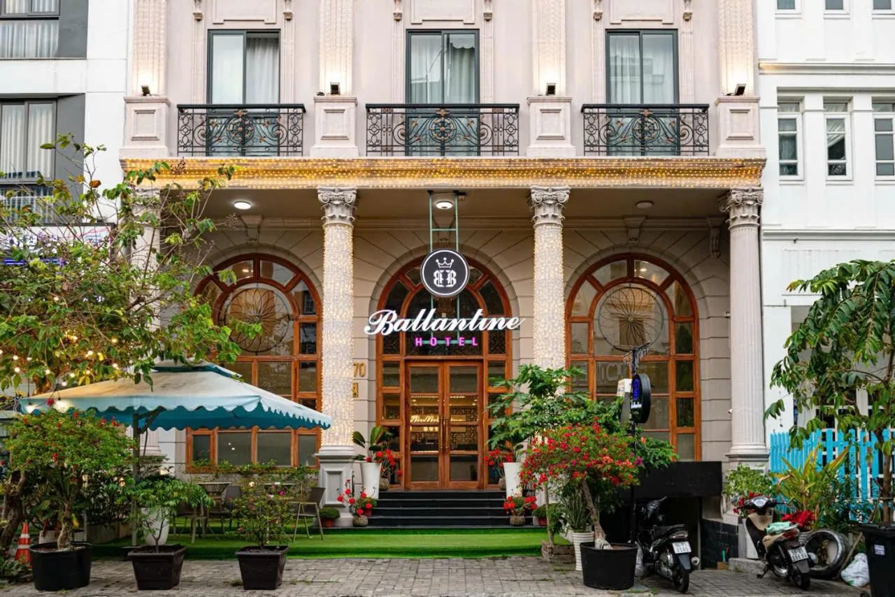 BALLANTINE HOTEL Phu My Hung- SECC