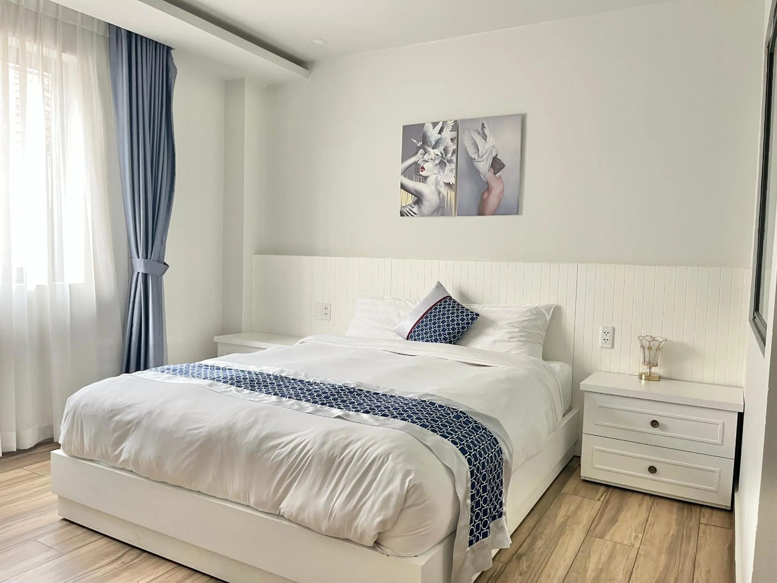 Bed in BALLANTINE HOTEL Phu My Hung- SECC