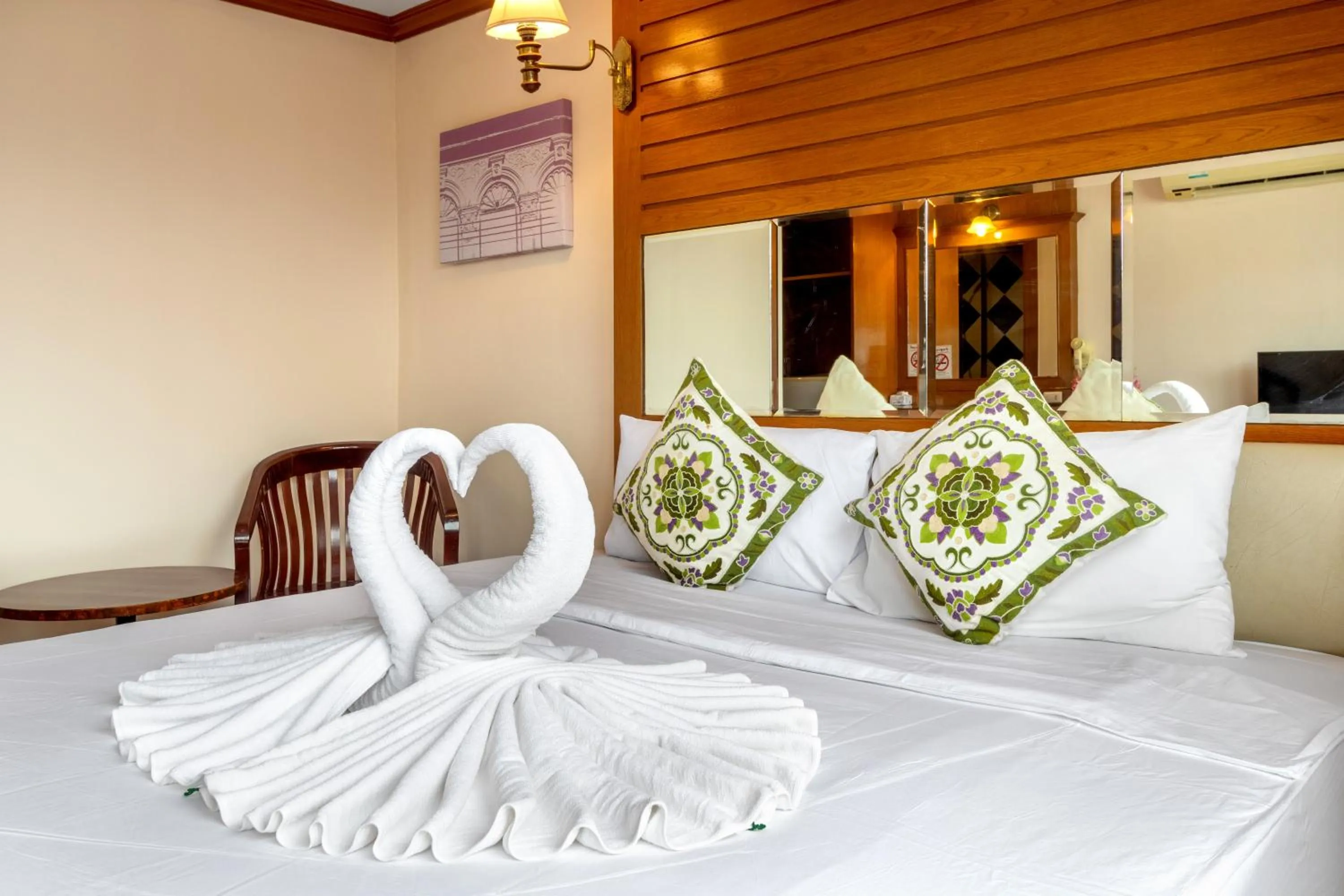 Bed in JB Green Hotel Patong