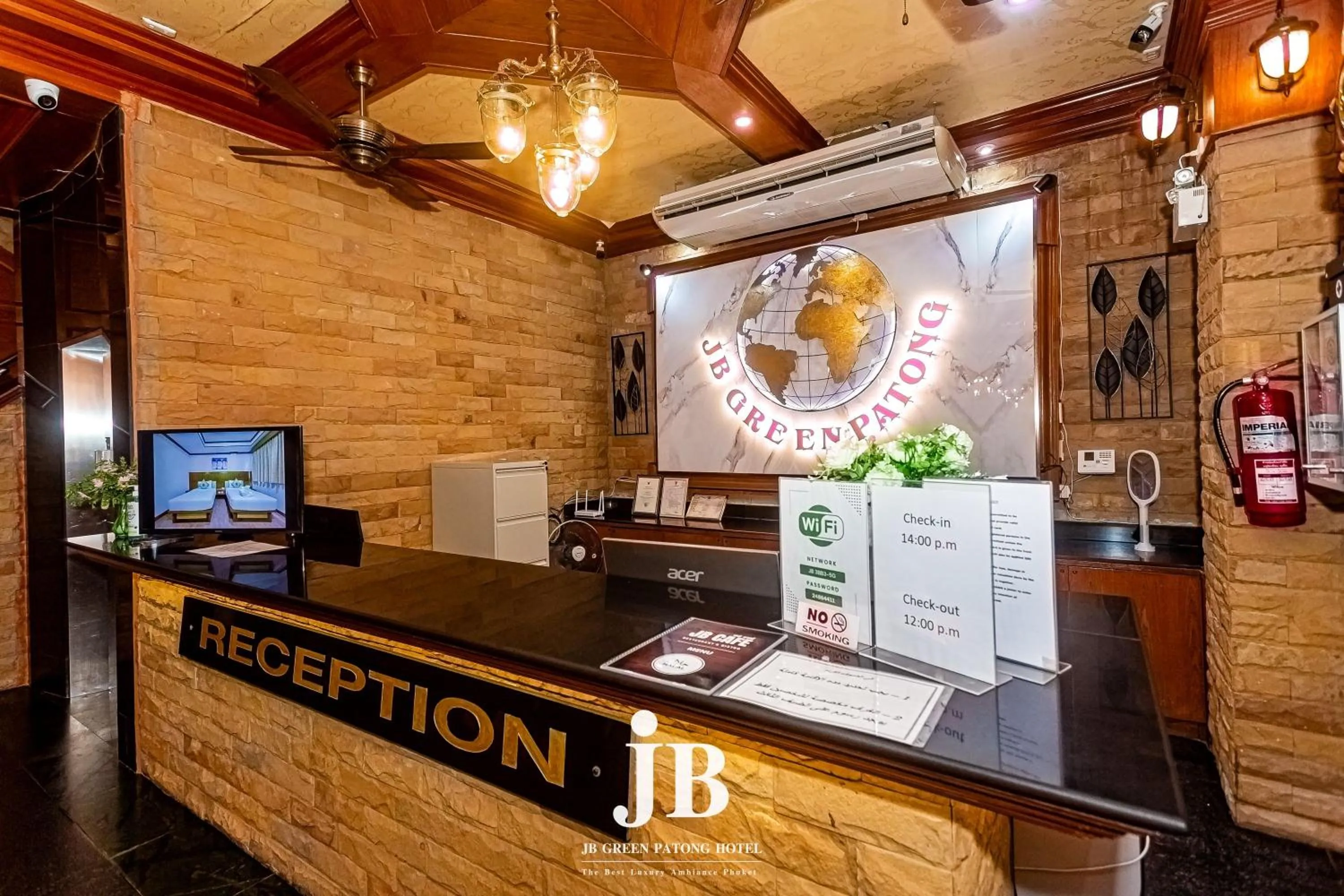 Lobby or reception in JB Green Hotel Patong