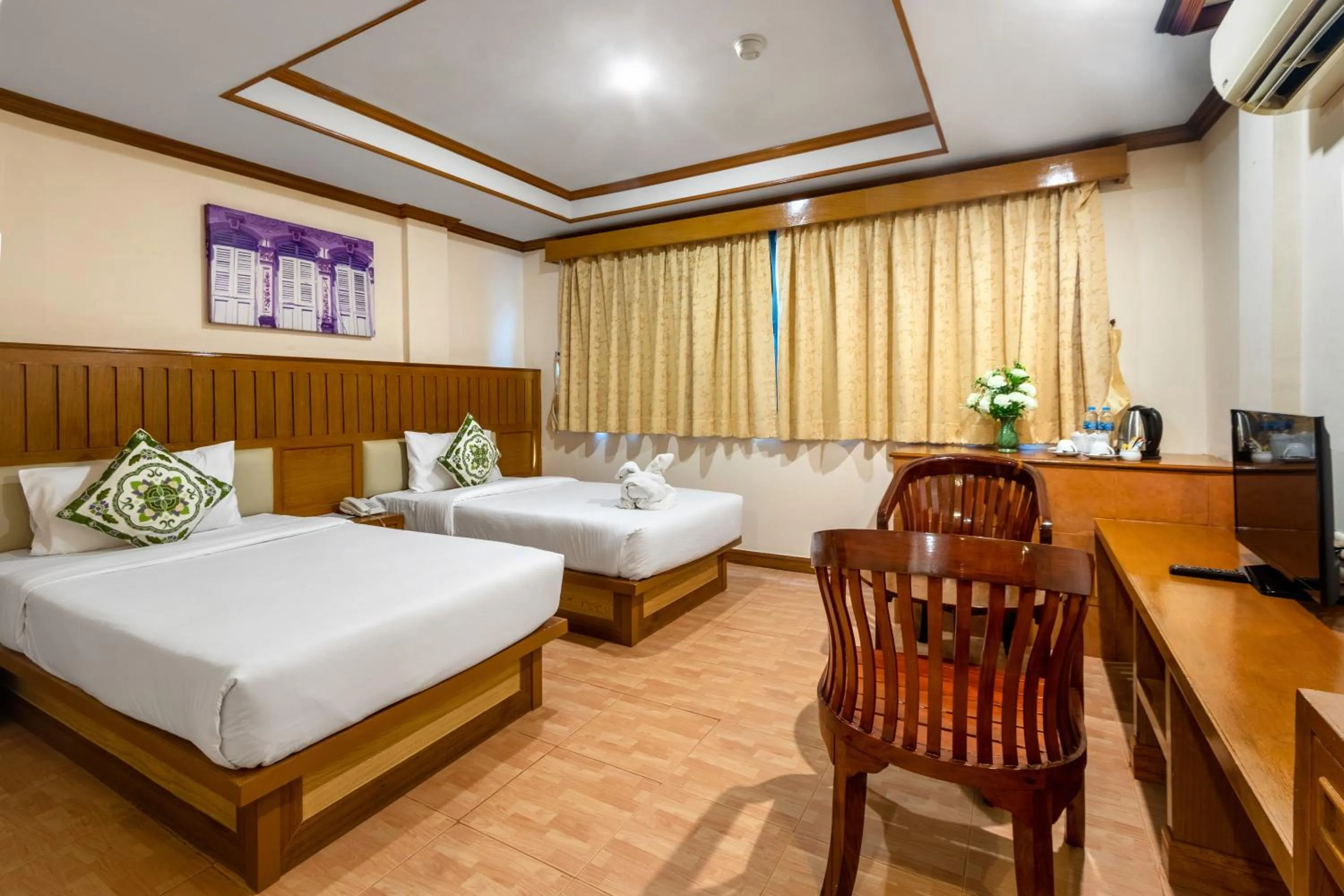 Bed in JB Green Hotel Patong