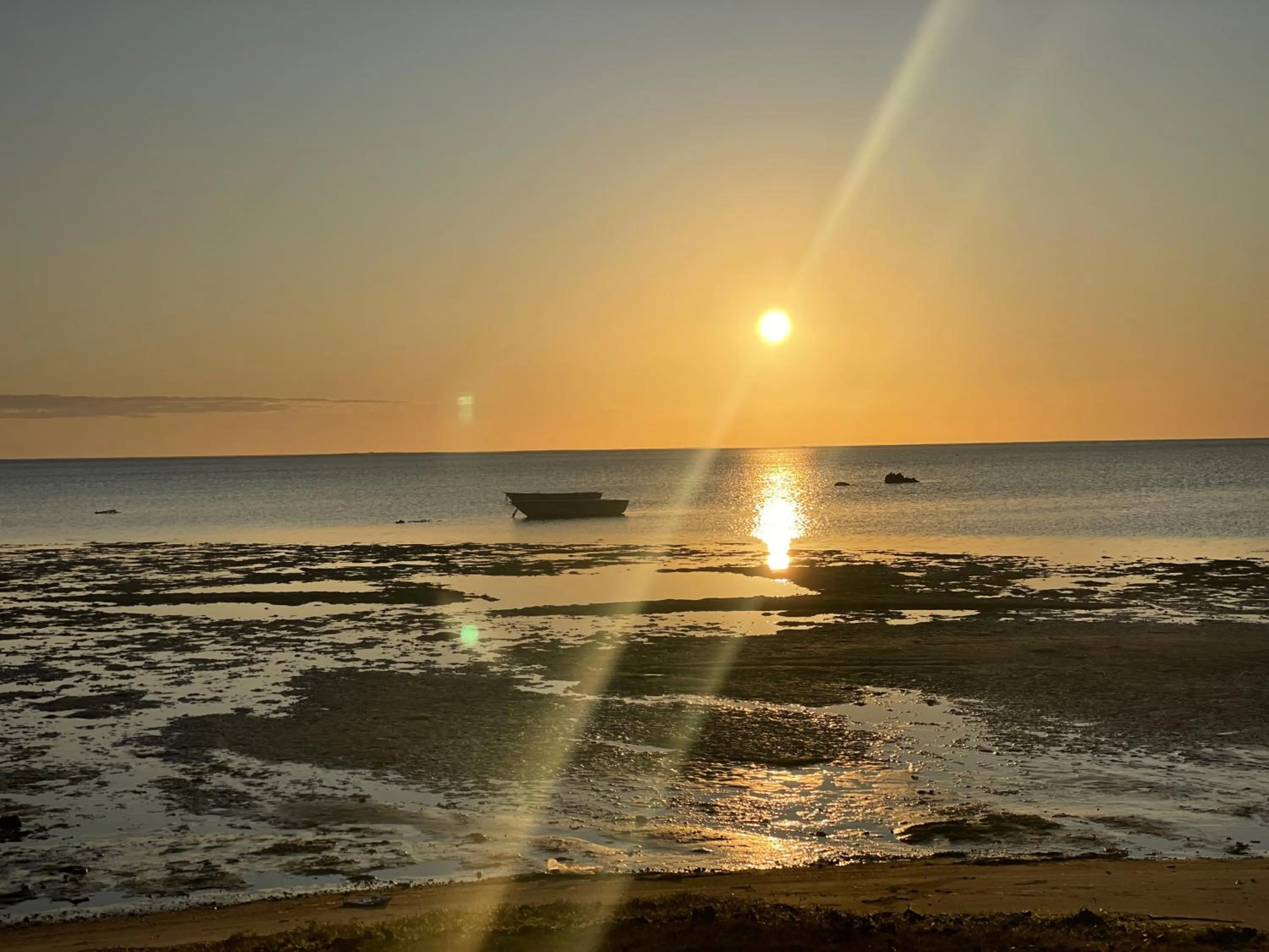 Beach in Riambel Paradise Inn Luxury Room