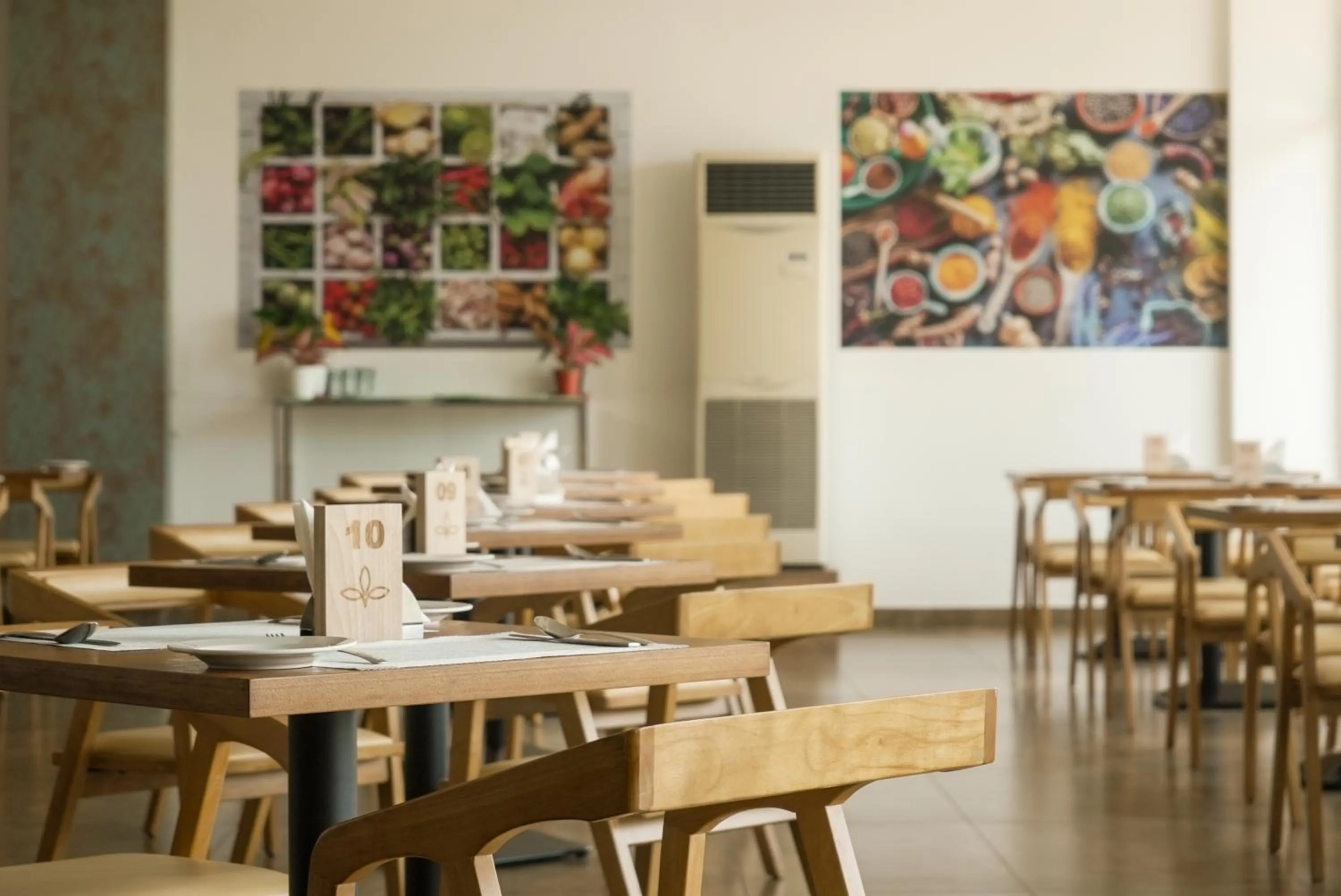 Restaurant/places to eat in Tea Tree Suites,Manipal