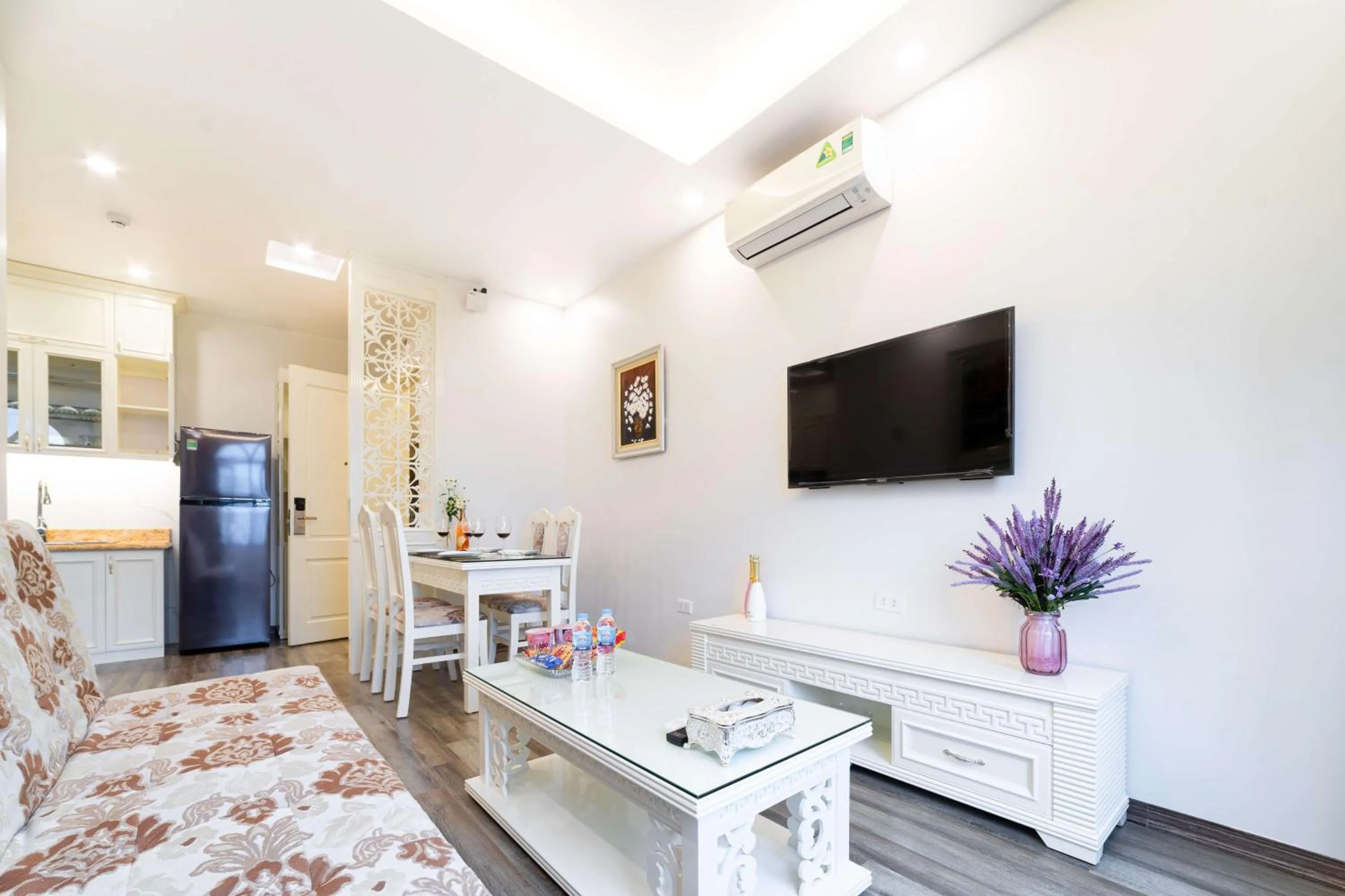 TV and multimedia in Rosee Apartment Hotel