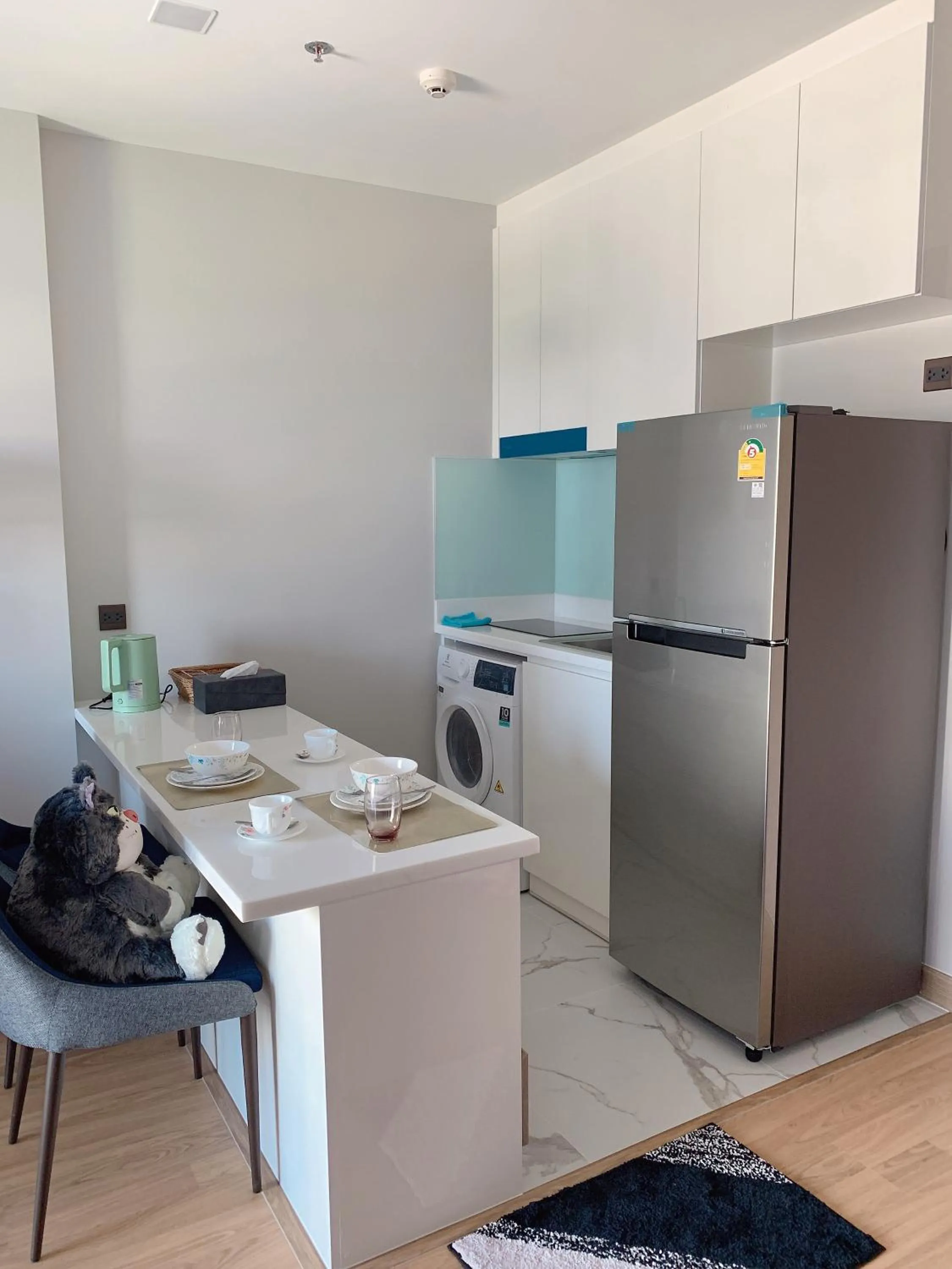 Kitchen or kitchenette in Astra Sky River Condo