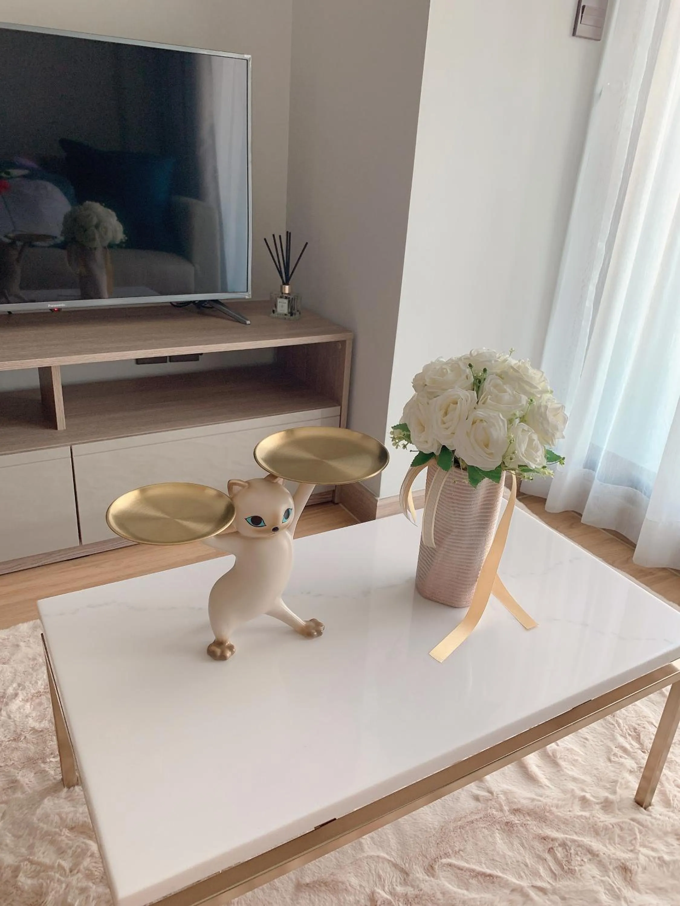 TV and multimedia in Astra Sky River Condo