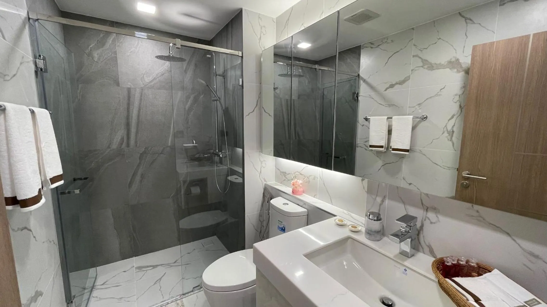 Shower in Astra Sky River Condo