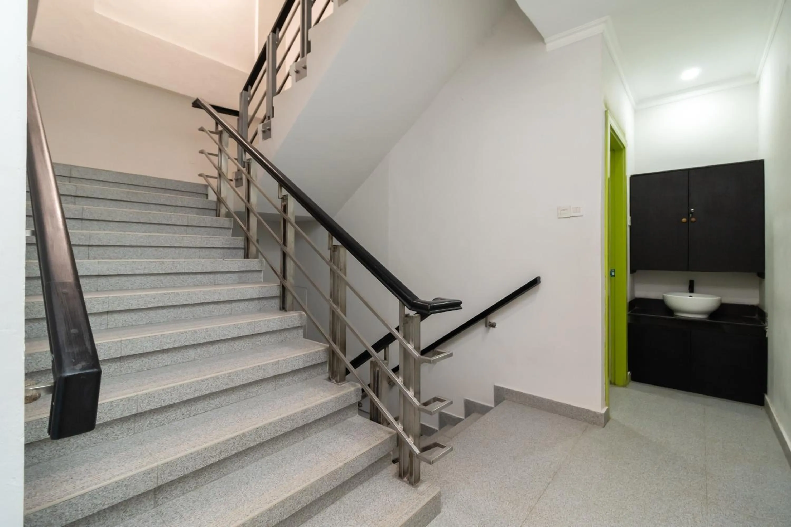 Floor plan in Urbanview Hotel Bizhome Artha Gading Boulevard by RedDoorz