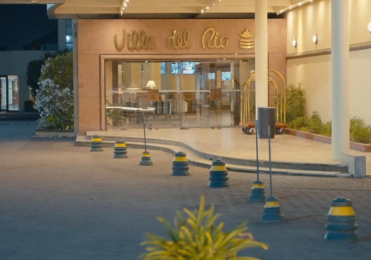 Facade/entrance in Hotel Marina Villa del Rio