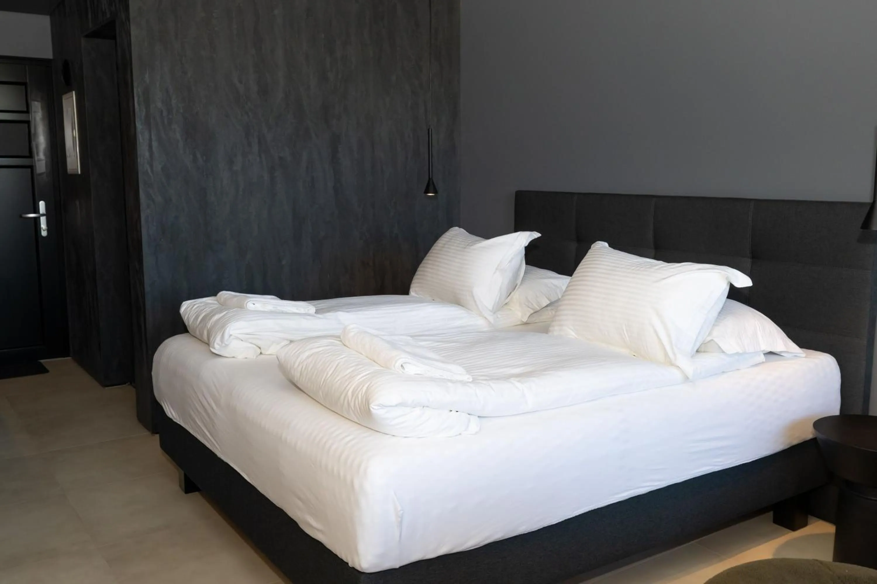 Bed in North Mountain View Suites