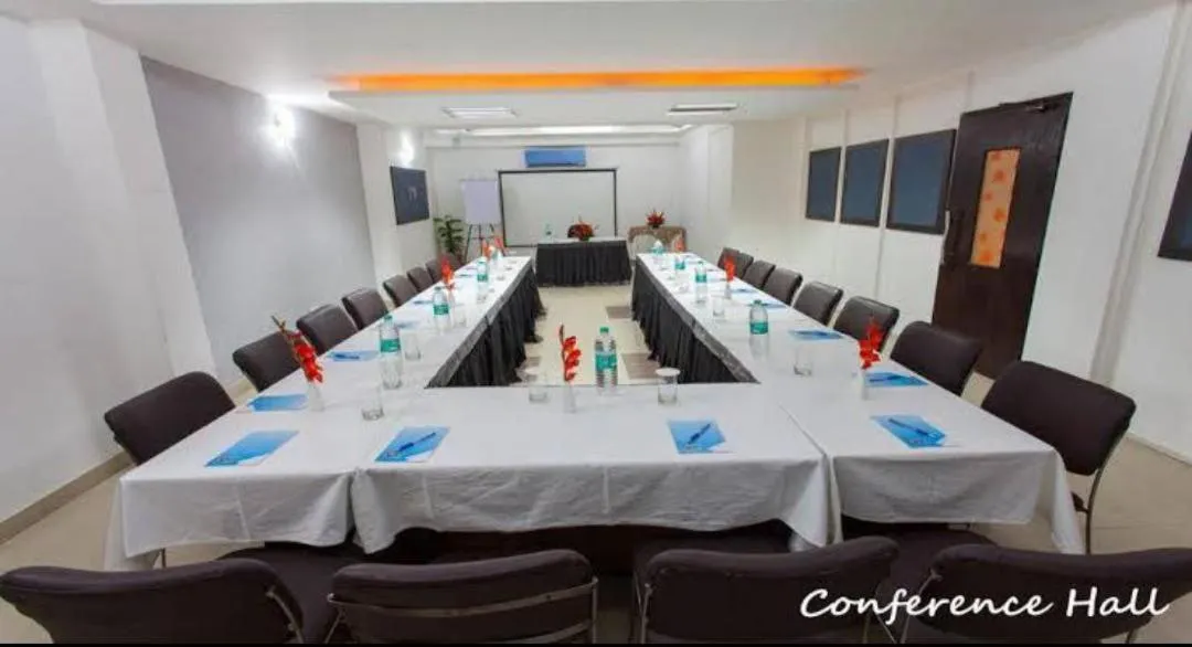 Meeting/conference room in Skylark Hotel by Gabrian Hotels
