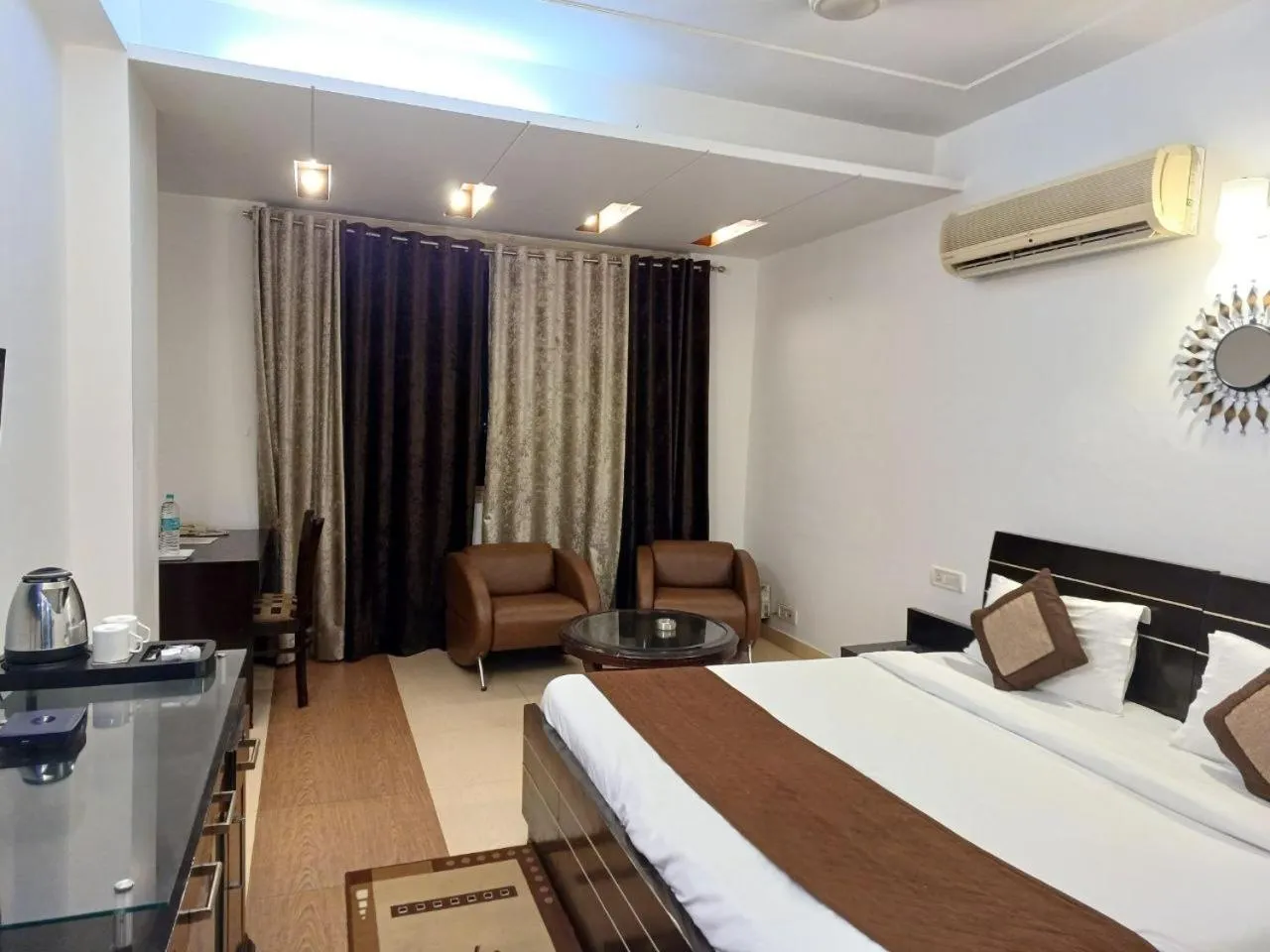 Bedroom, Bed in Skylark Hotel by Gabrian Hotels